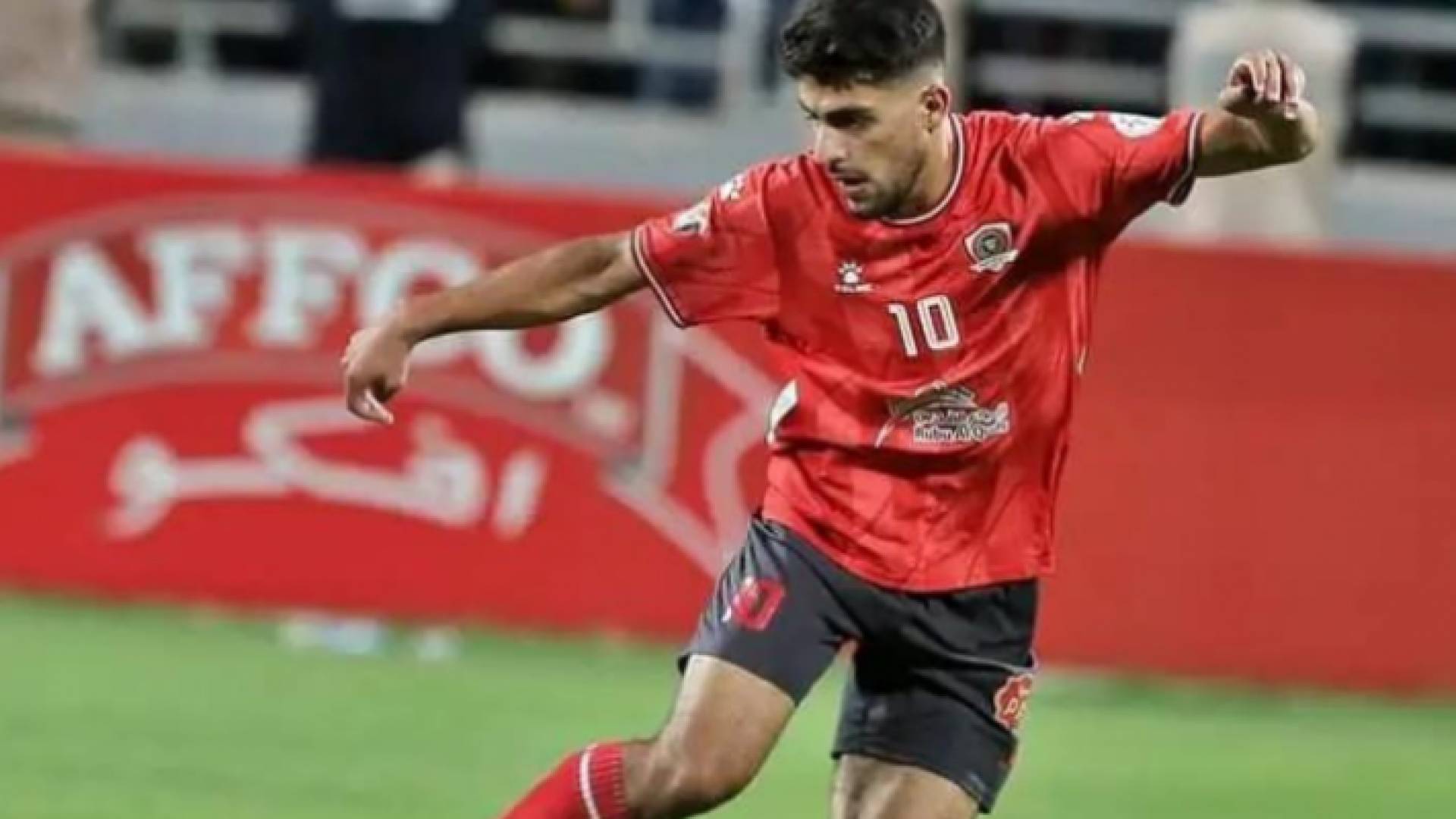 اللاعب عامر جاموس