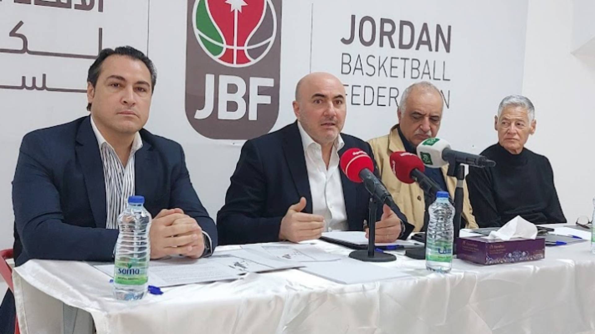 من المؤتمر الصحفي