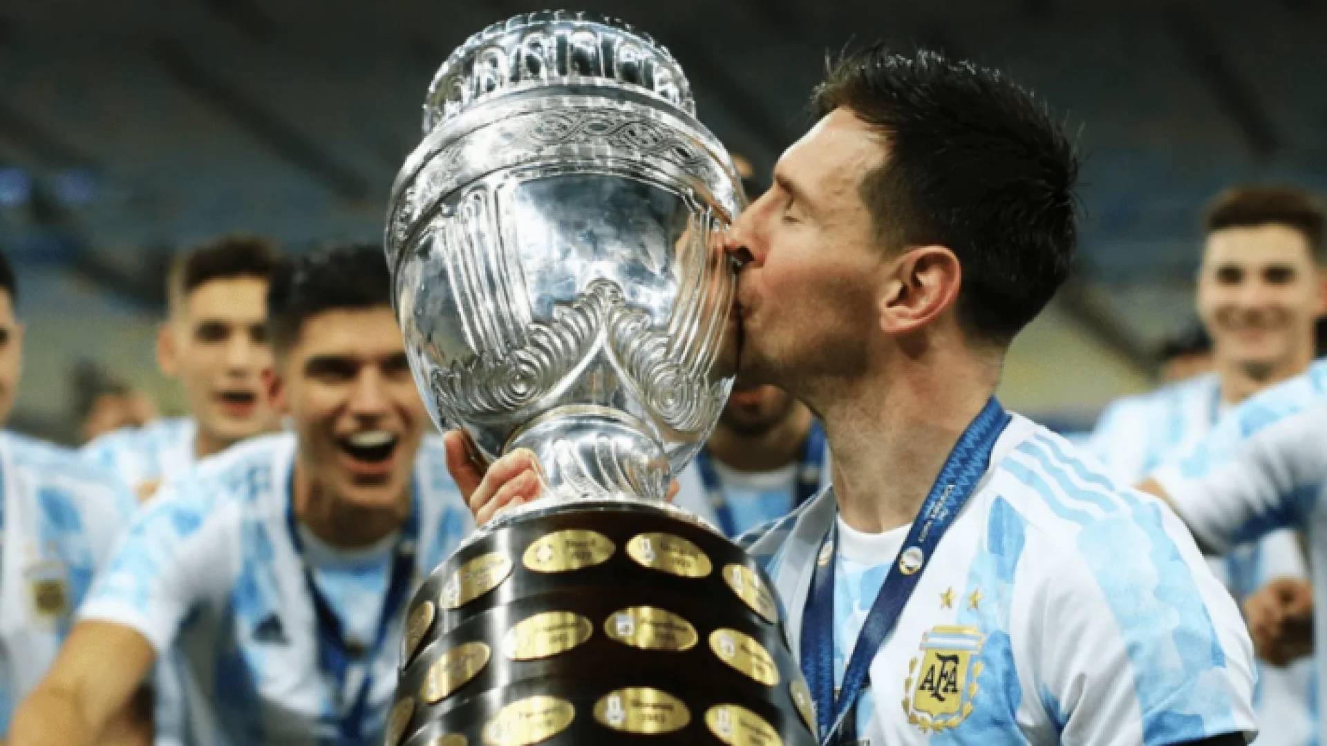 الأرجنتيني ليونيل ميسي وكأس النسخة السابقة