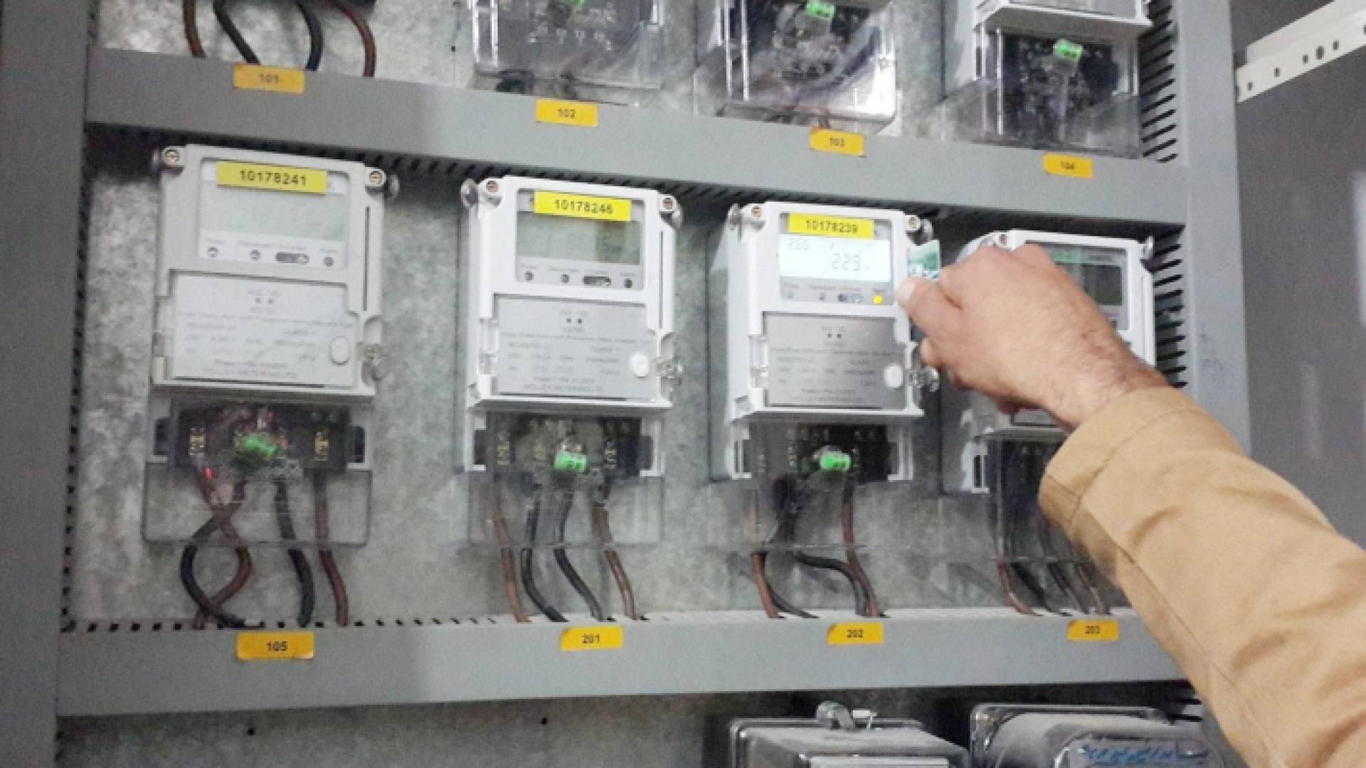 عدادات كهرباء