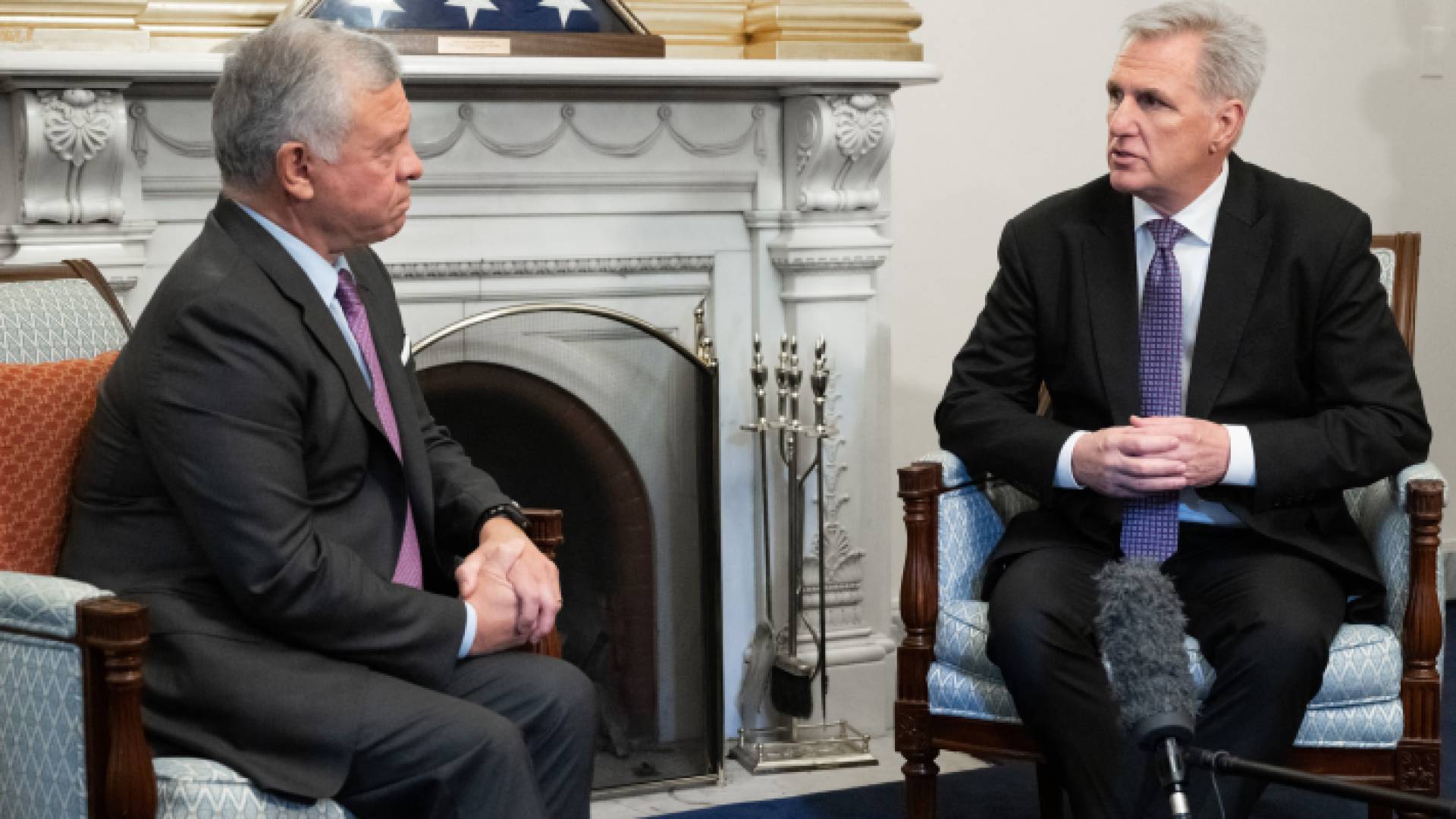 الصورة من اللقاء