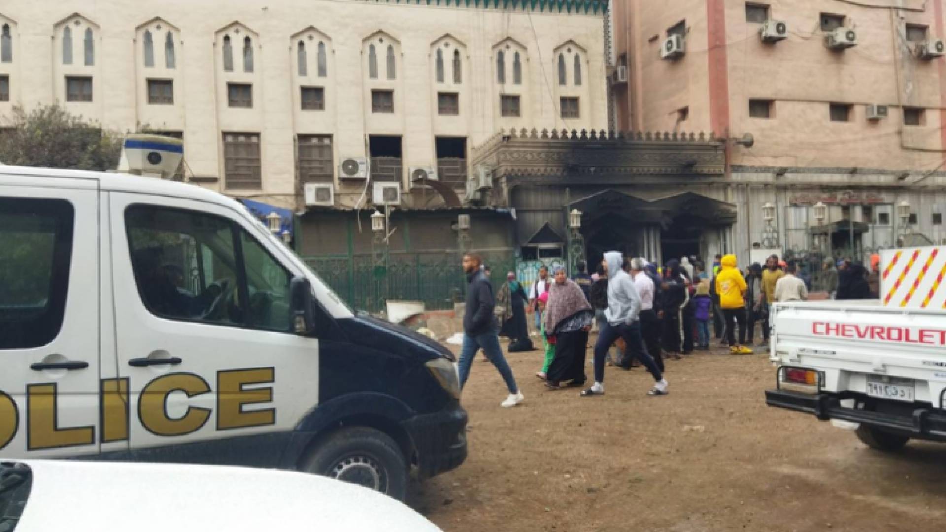 صورة من أمام مستشفى النور الخيري في القاهرة