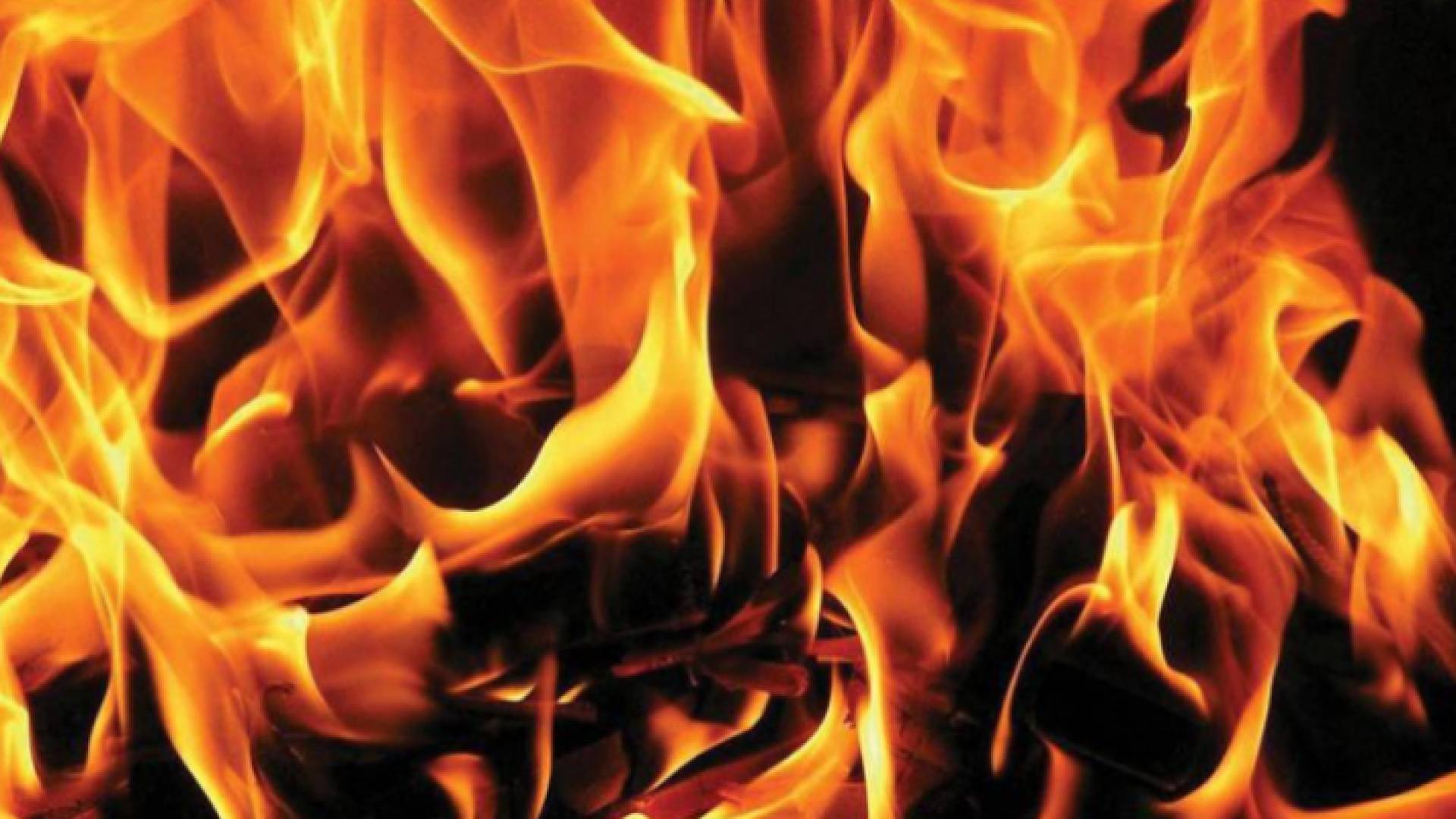 صورة تعبيرية لألسنة لهب