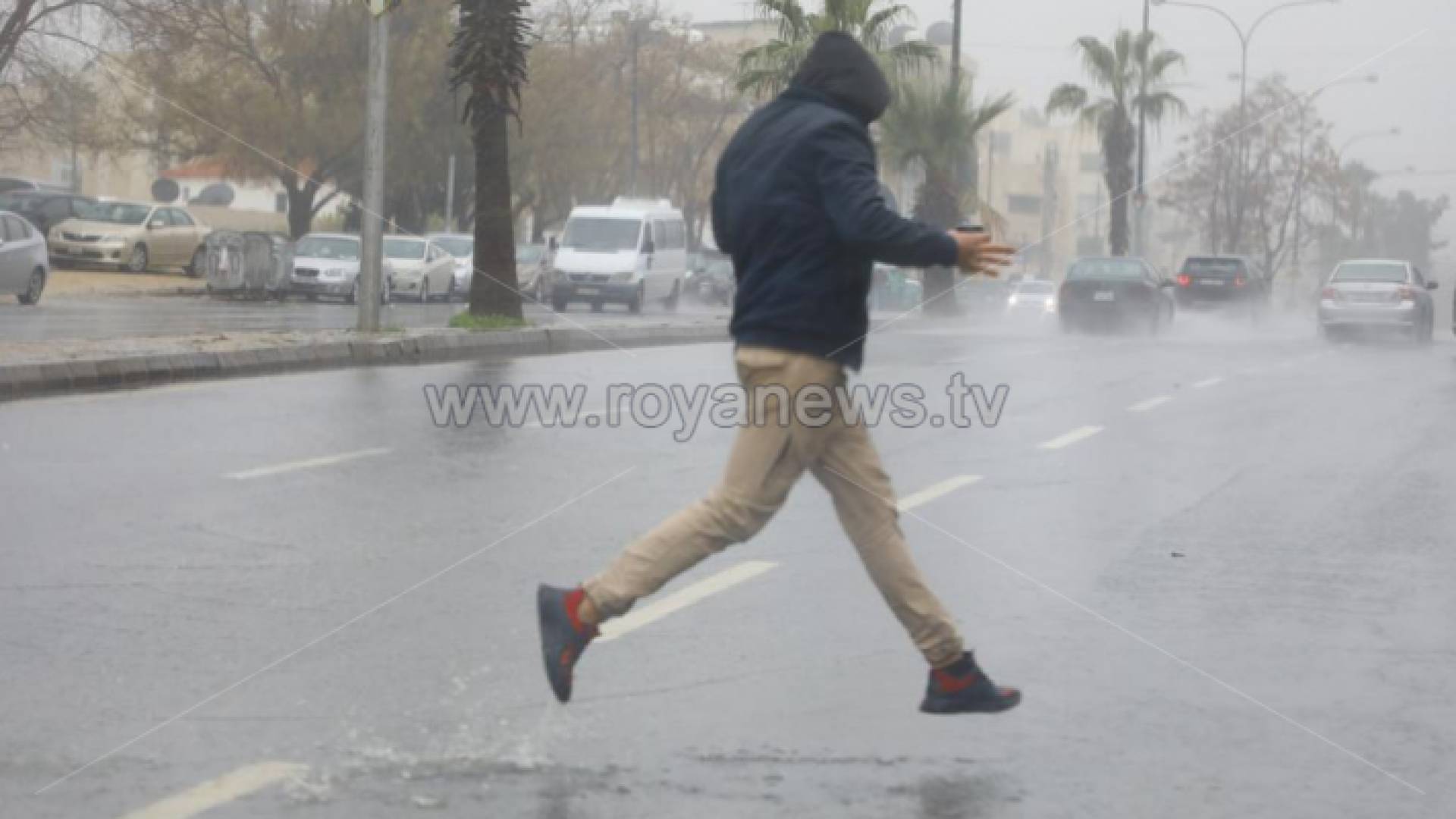 أجواء ماطرة - ارشيفية