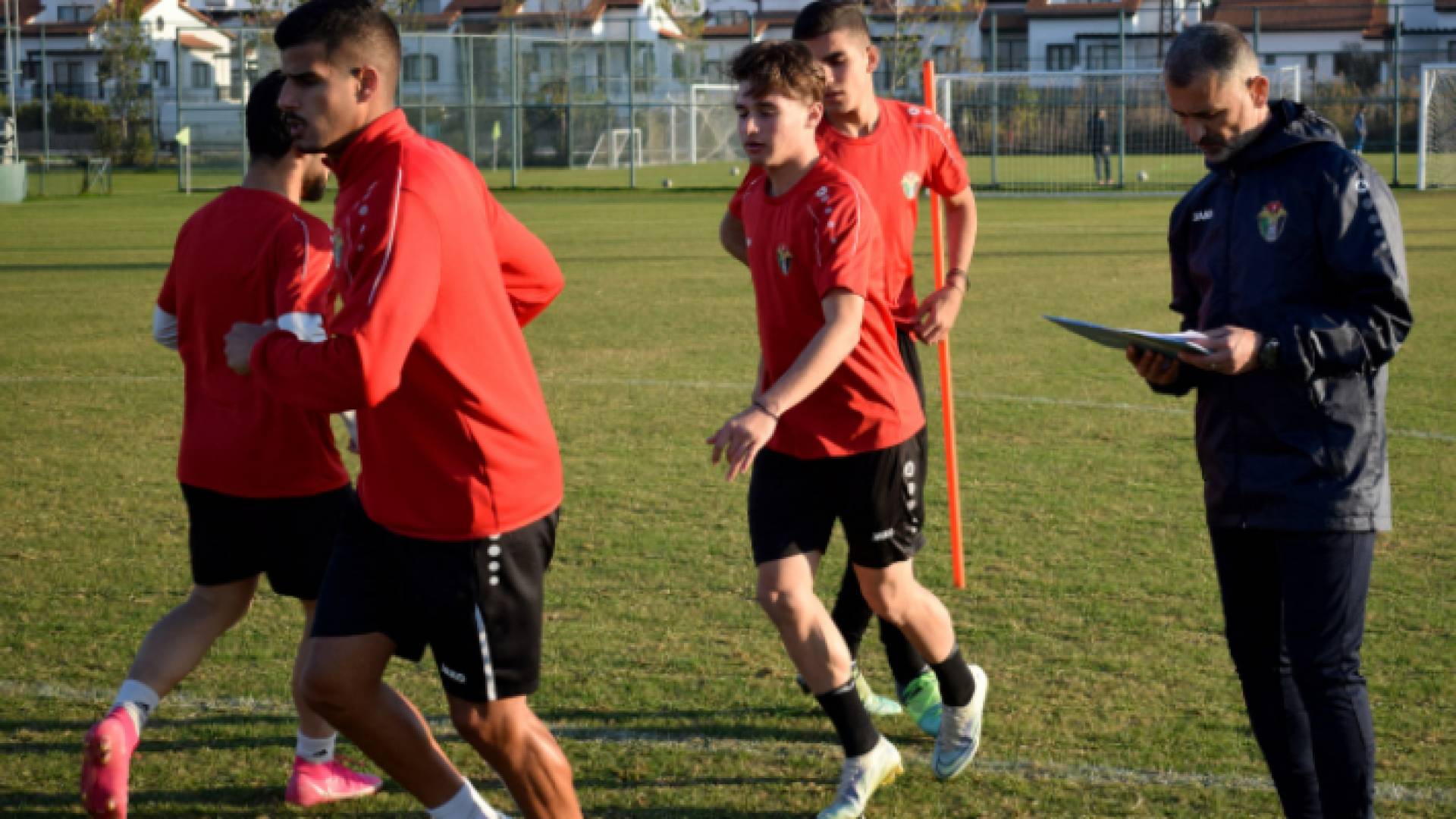 من تدريبات المنتخب الوطني