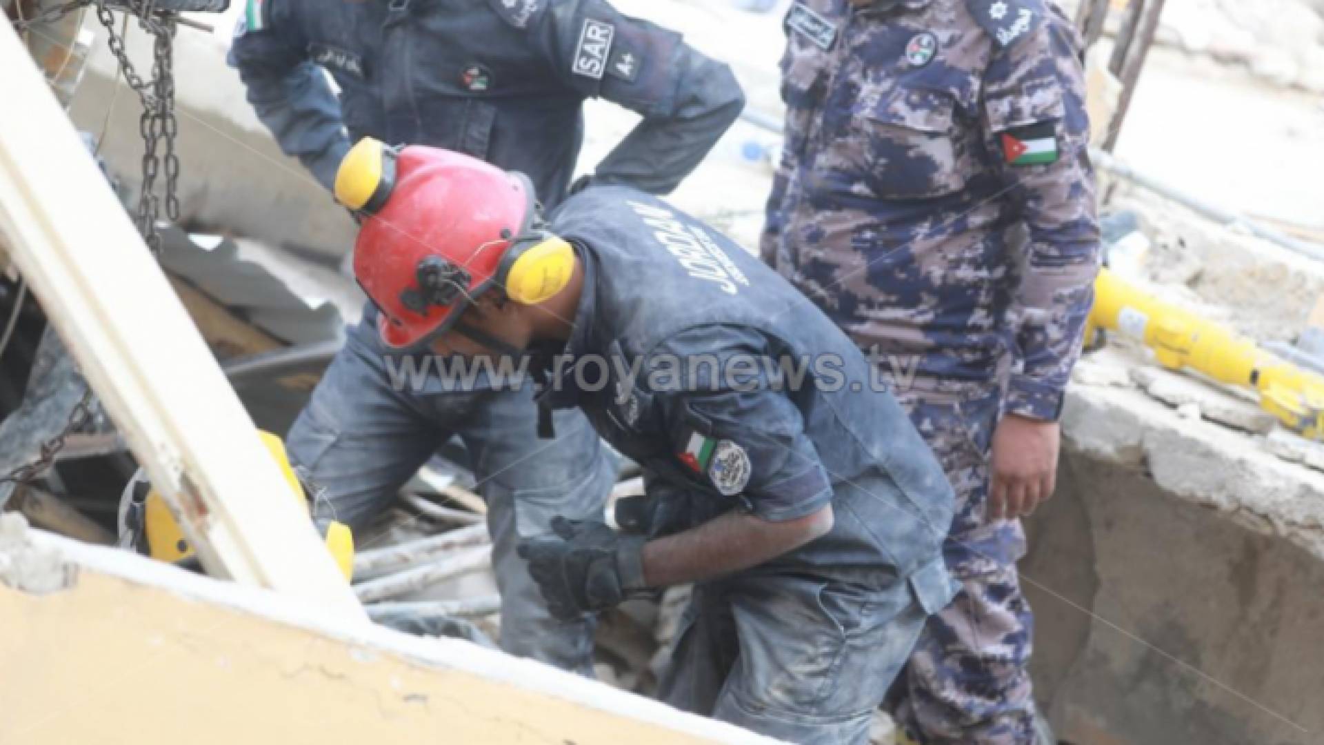 كوادر الدفاع المدني