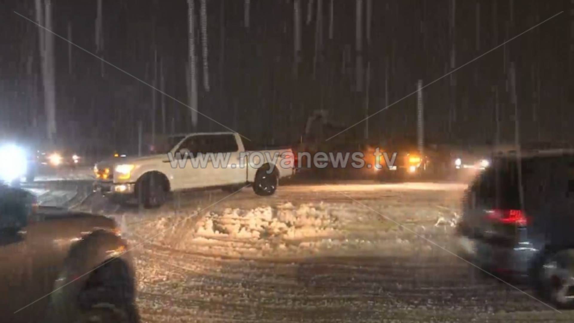 تساقط الثلوج