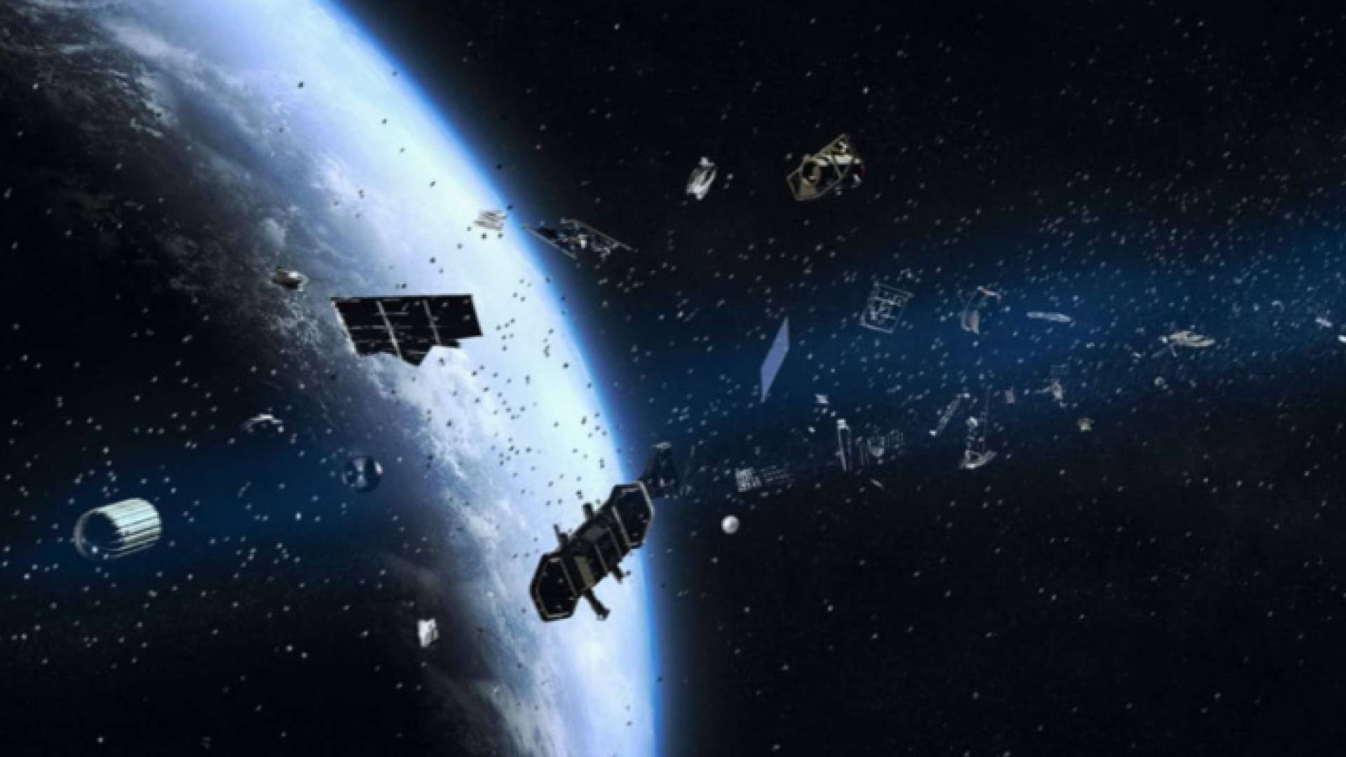 أقمار صناعية تدور حول الأرض