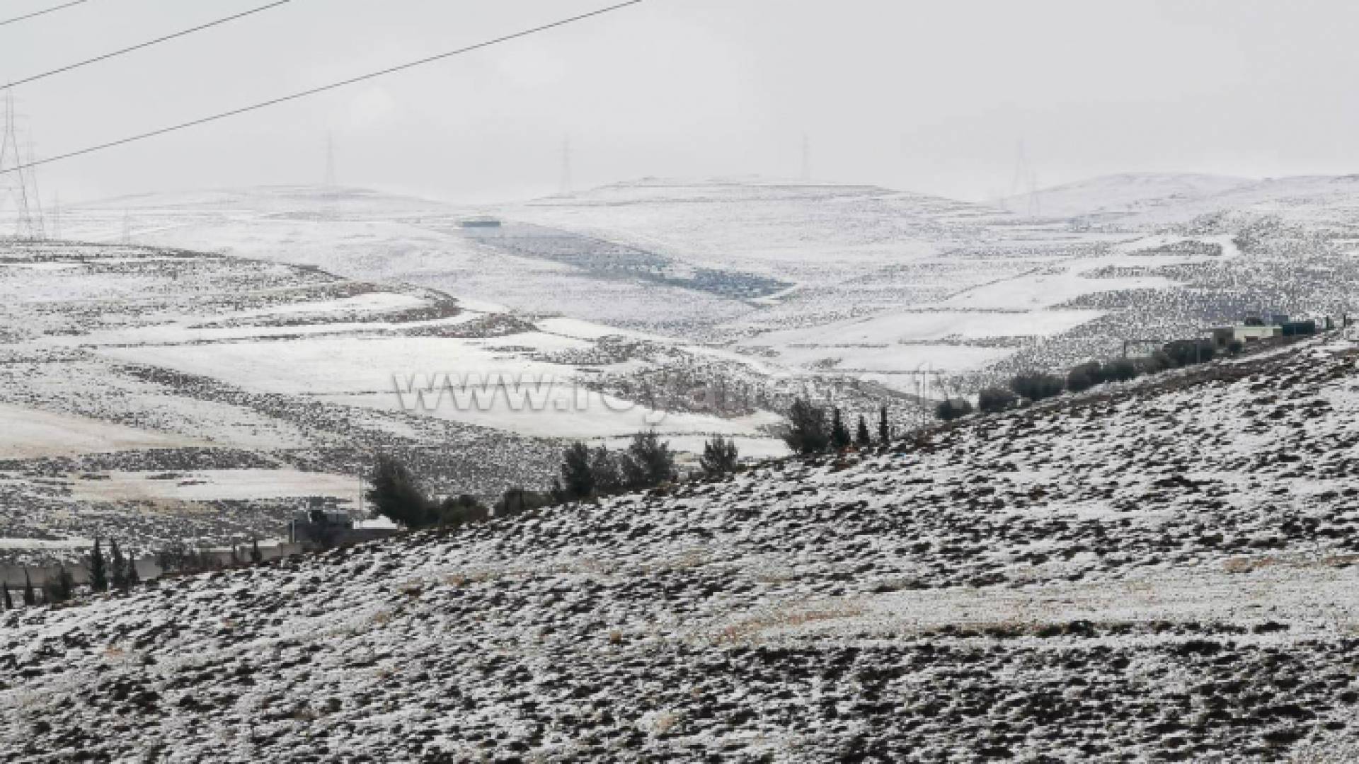 صورة أرشيفية للثلوج على مرتفعات الجنوب