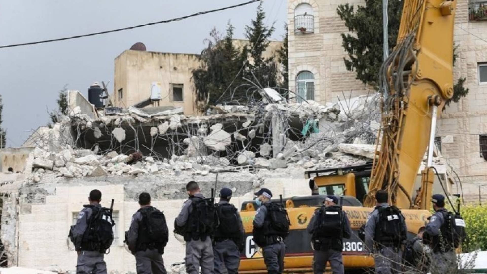 هدم منزل عائلة فلسطينية