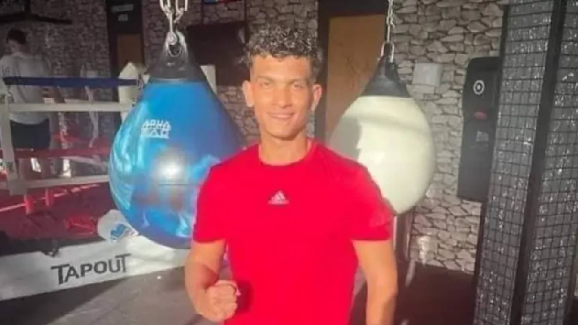 لاعب الملاكمة المصري رامز حسام