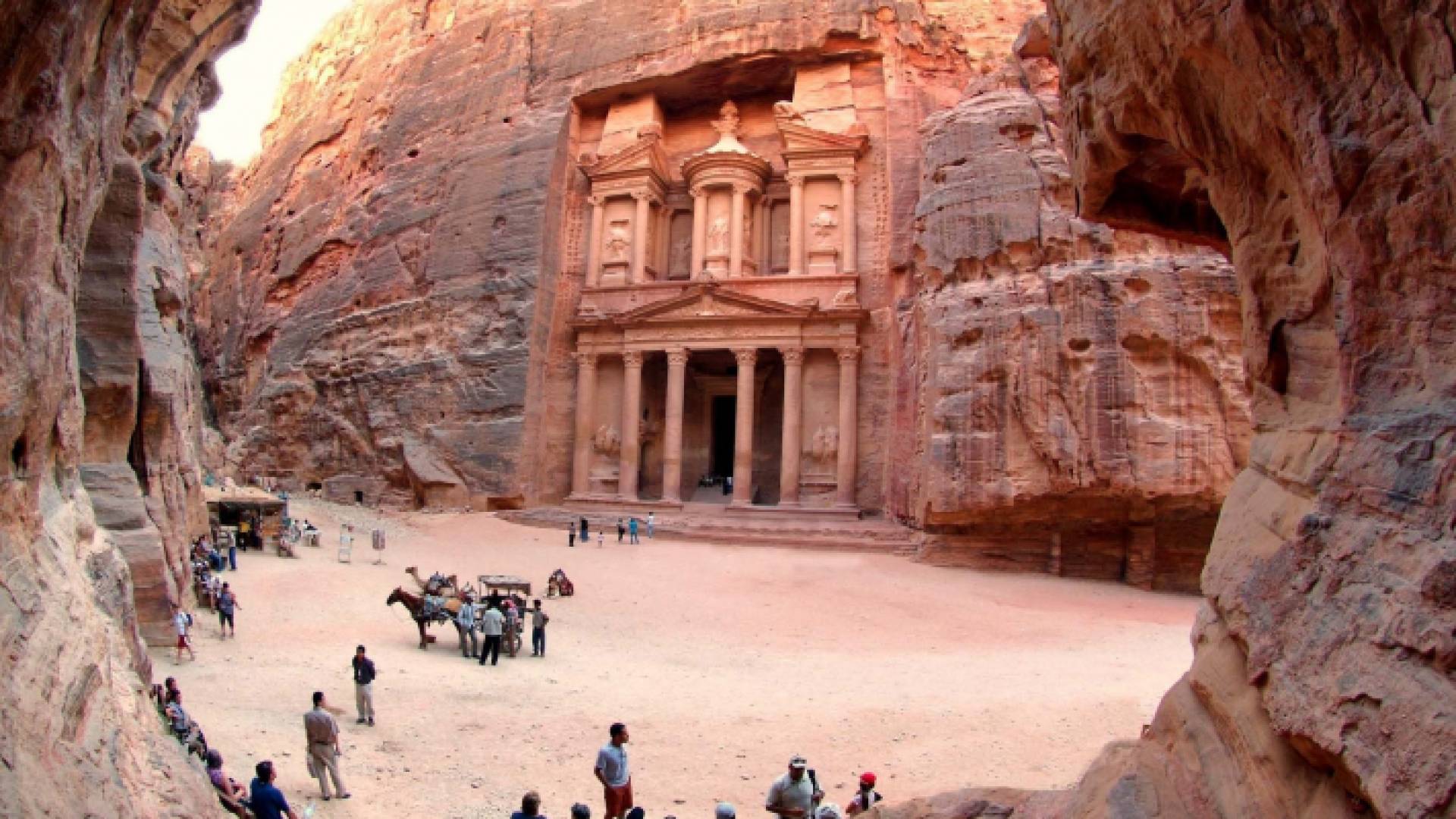 مدينة البتراء