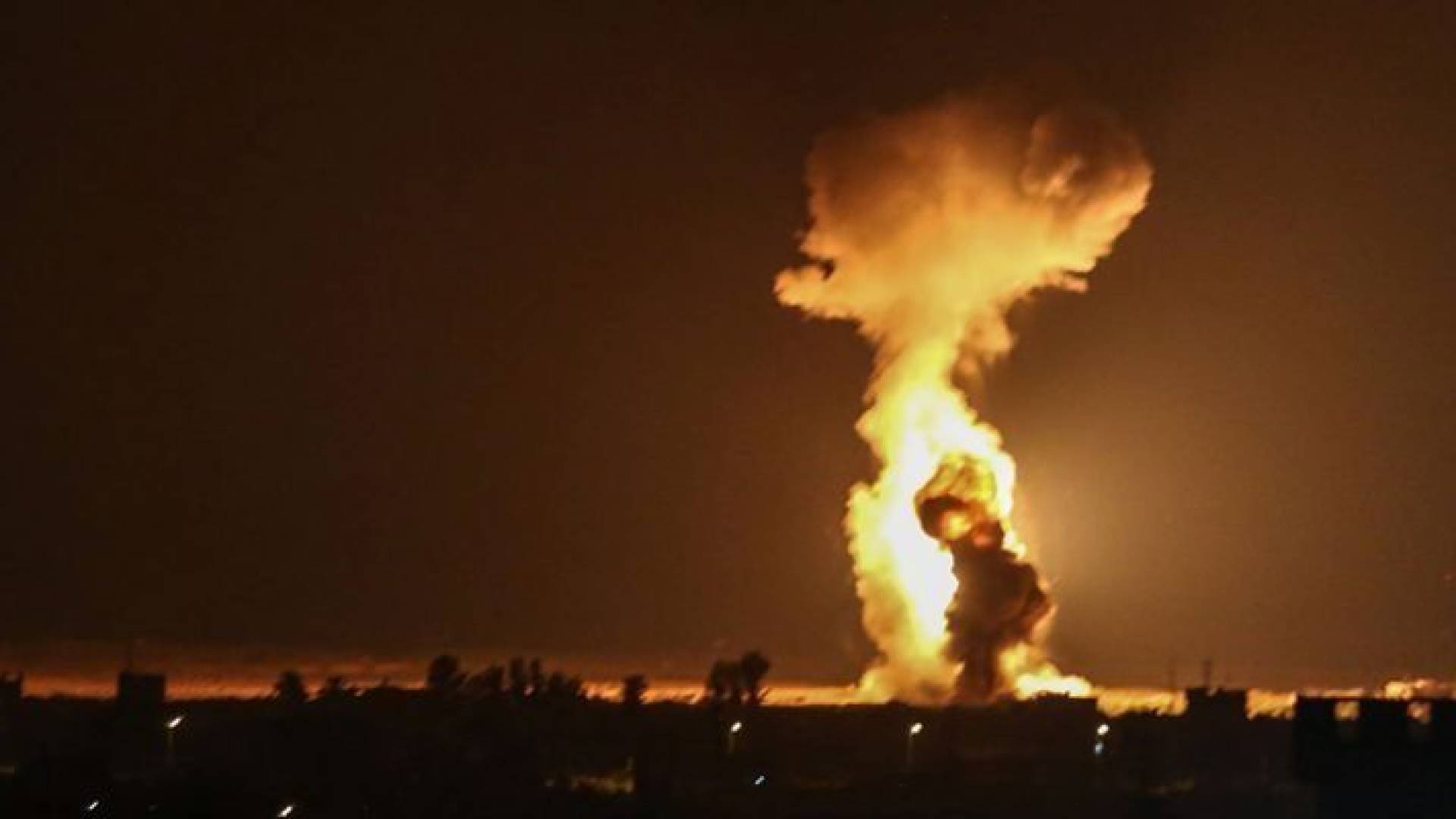 صورة أرشيفية من غارات في العاصمة السورية دمشق