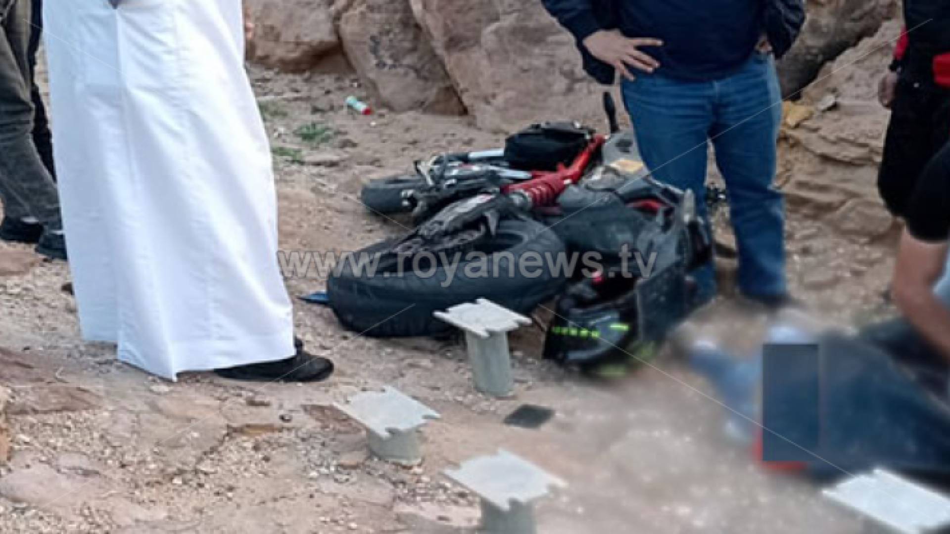 الصورة من حادث الدراجة