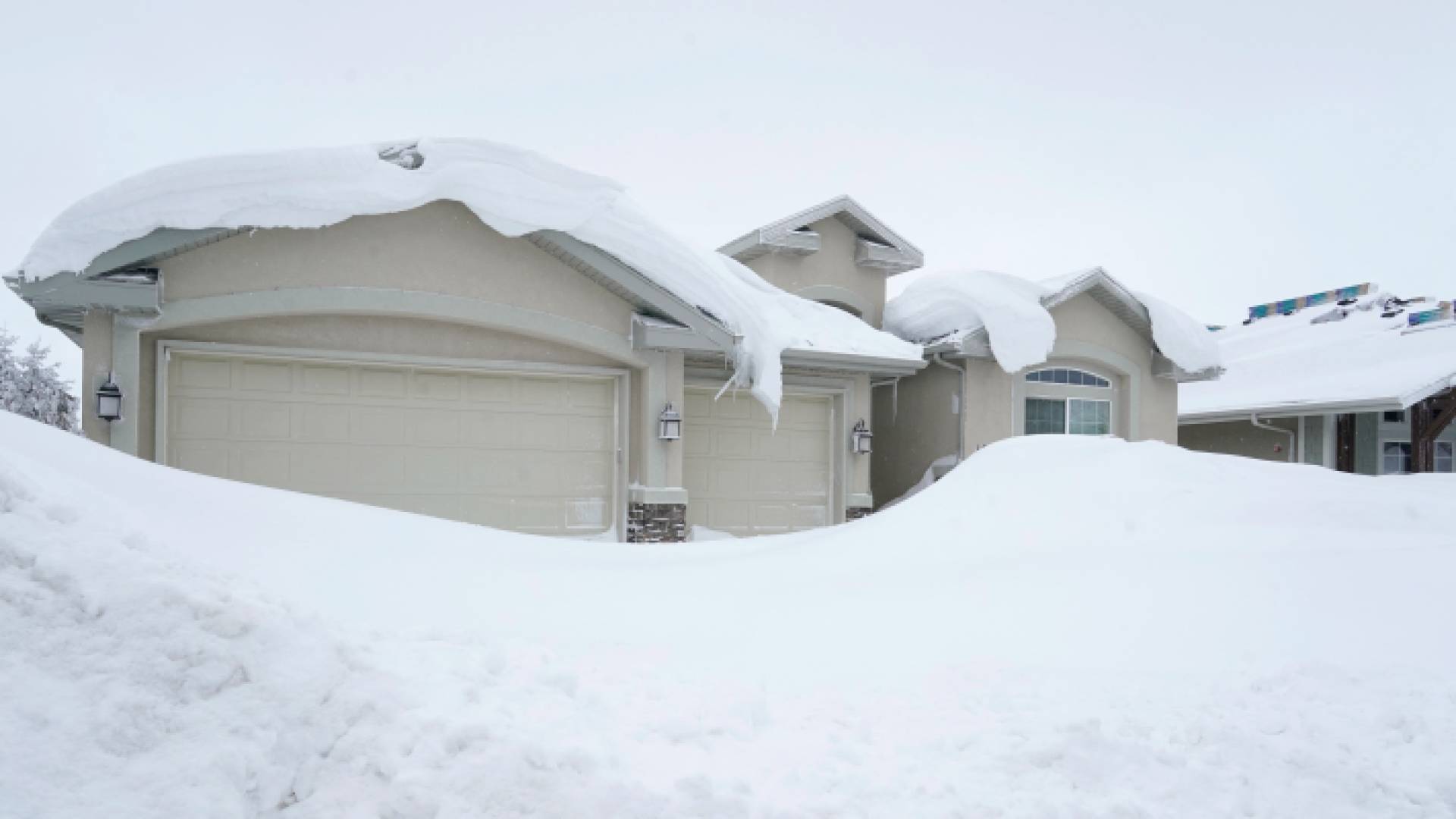 ثلوج تغطي إحدى الولايات الأمريكية