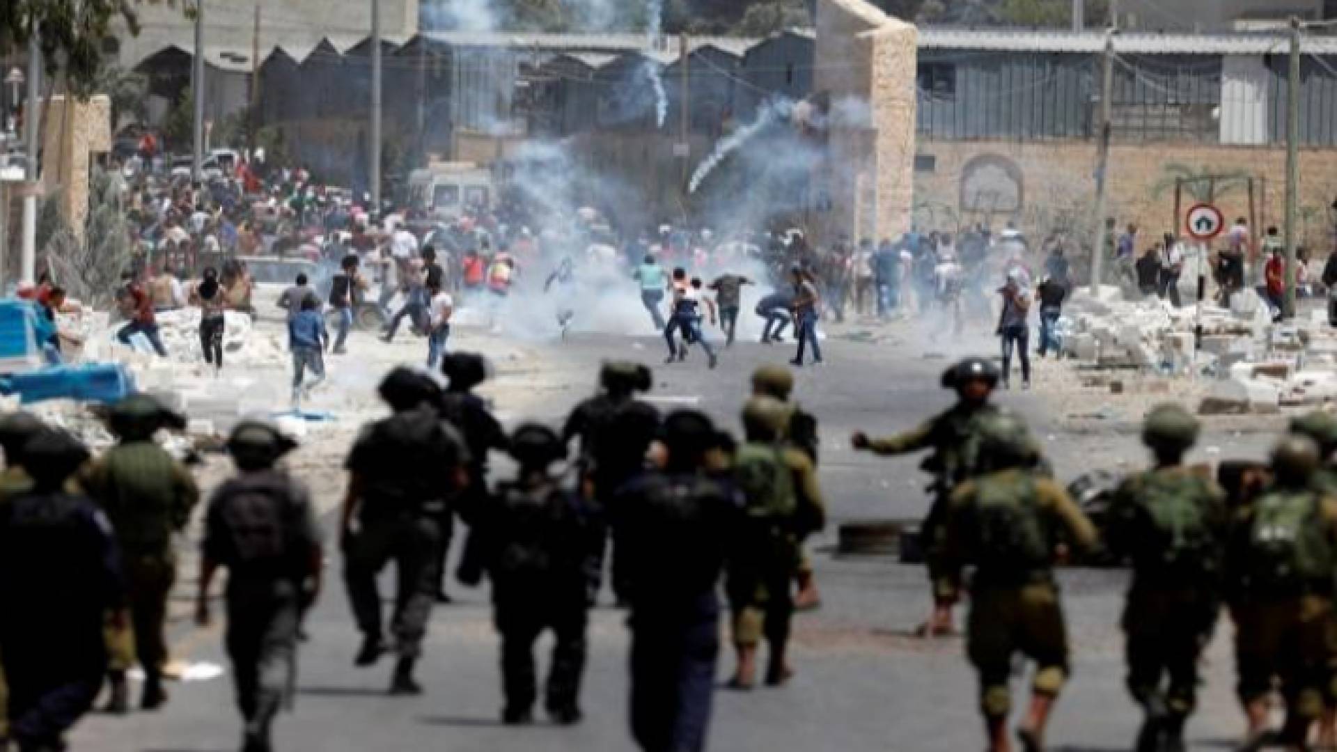 مواجهات بين الفلسطينيين وقوات الاحتلال- أرشيفية