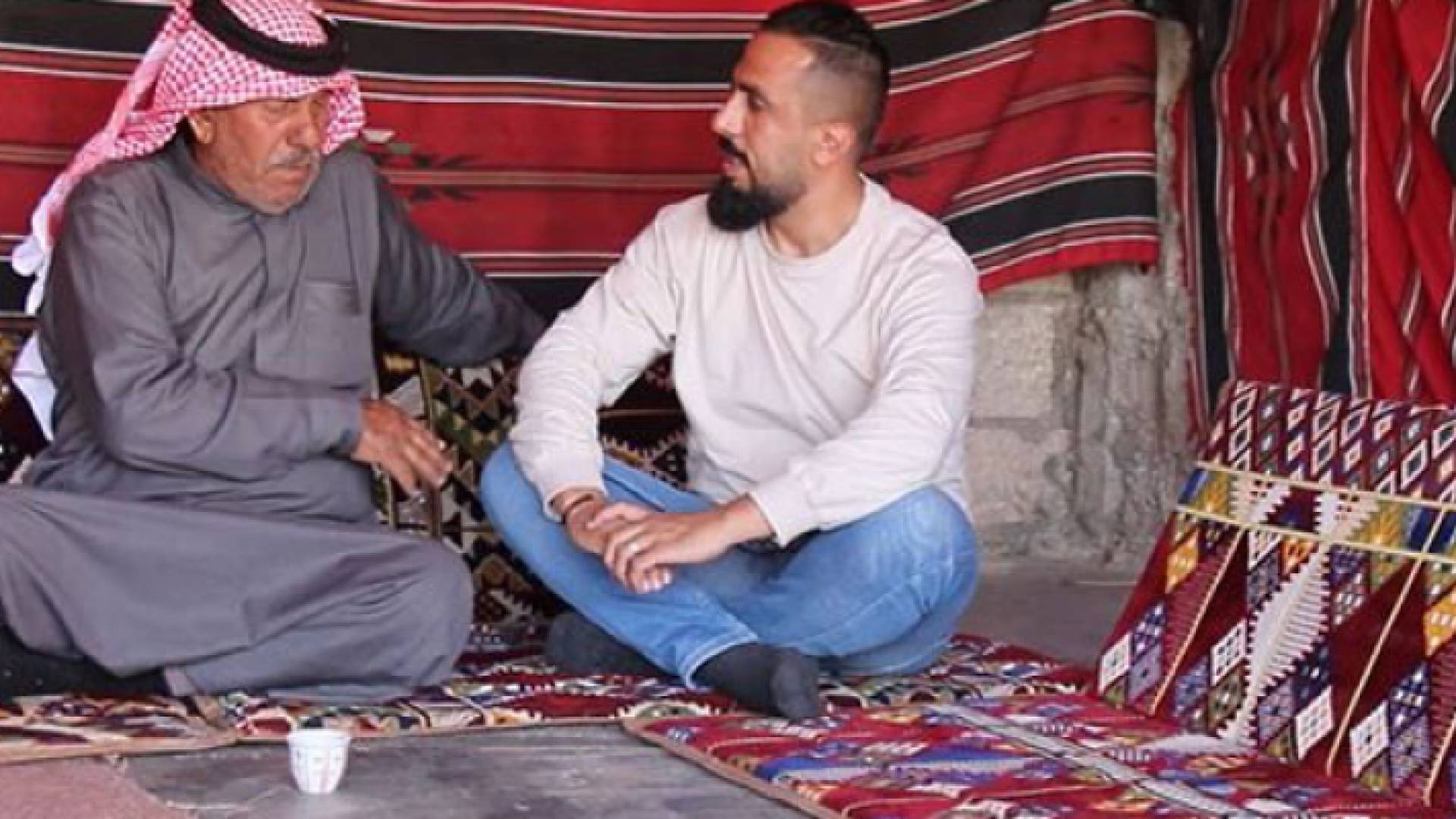 الزميل شادي الوهيبي ومحمد البدراين الشاهد على قرار تعريب قيادة الجيش