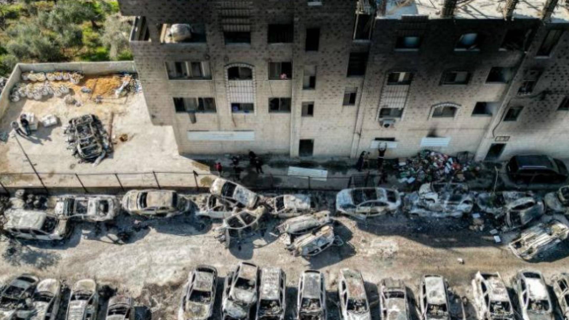 من اعتداءات المستوطنين على بلدة حوارة في نابلس