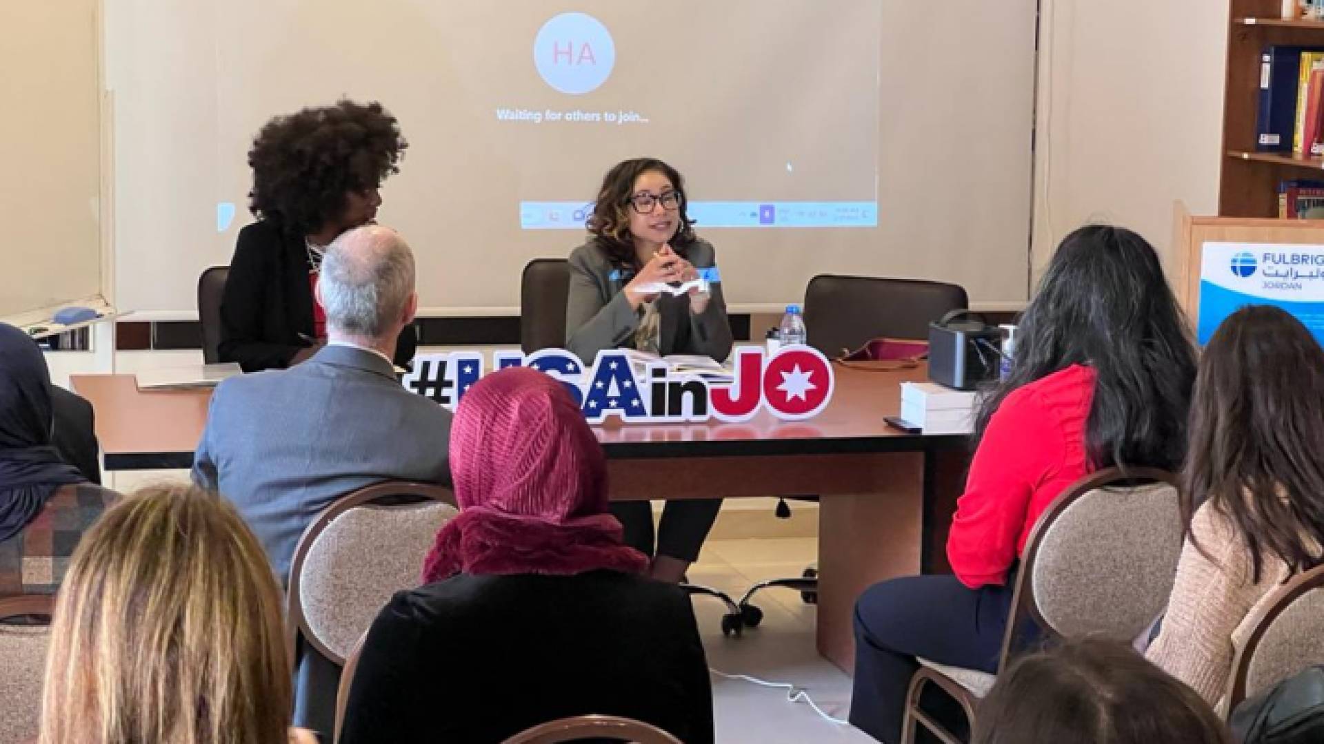 جانب من اللقاء