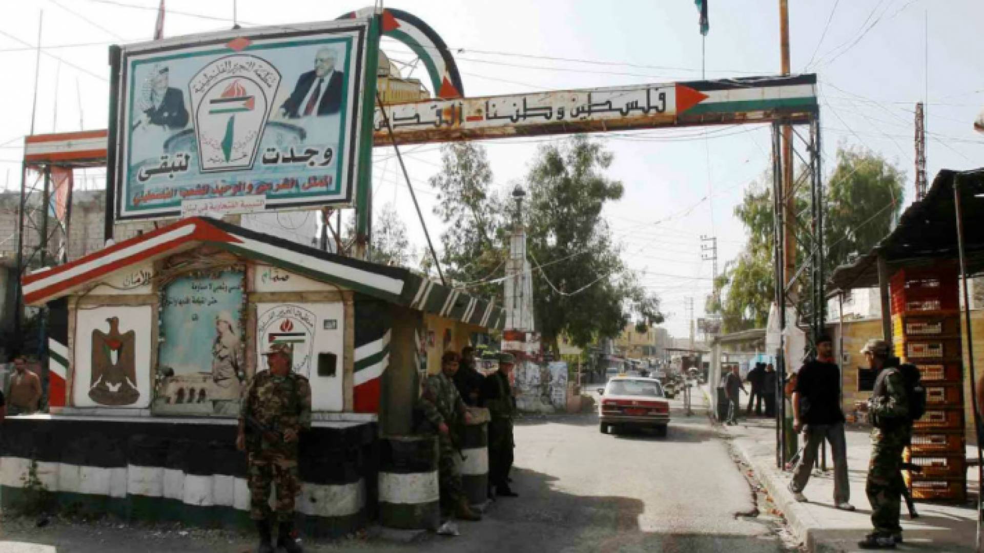 مدخل مخيم عين حلوة