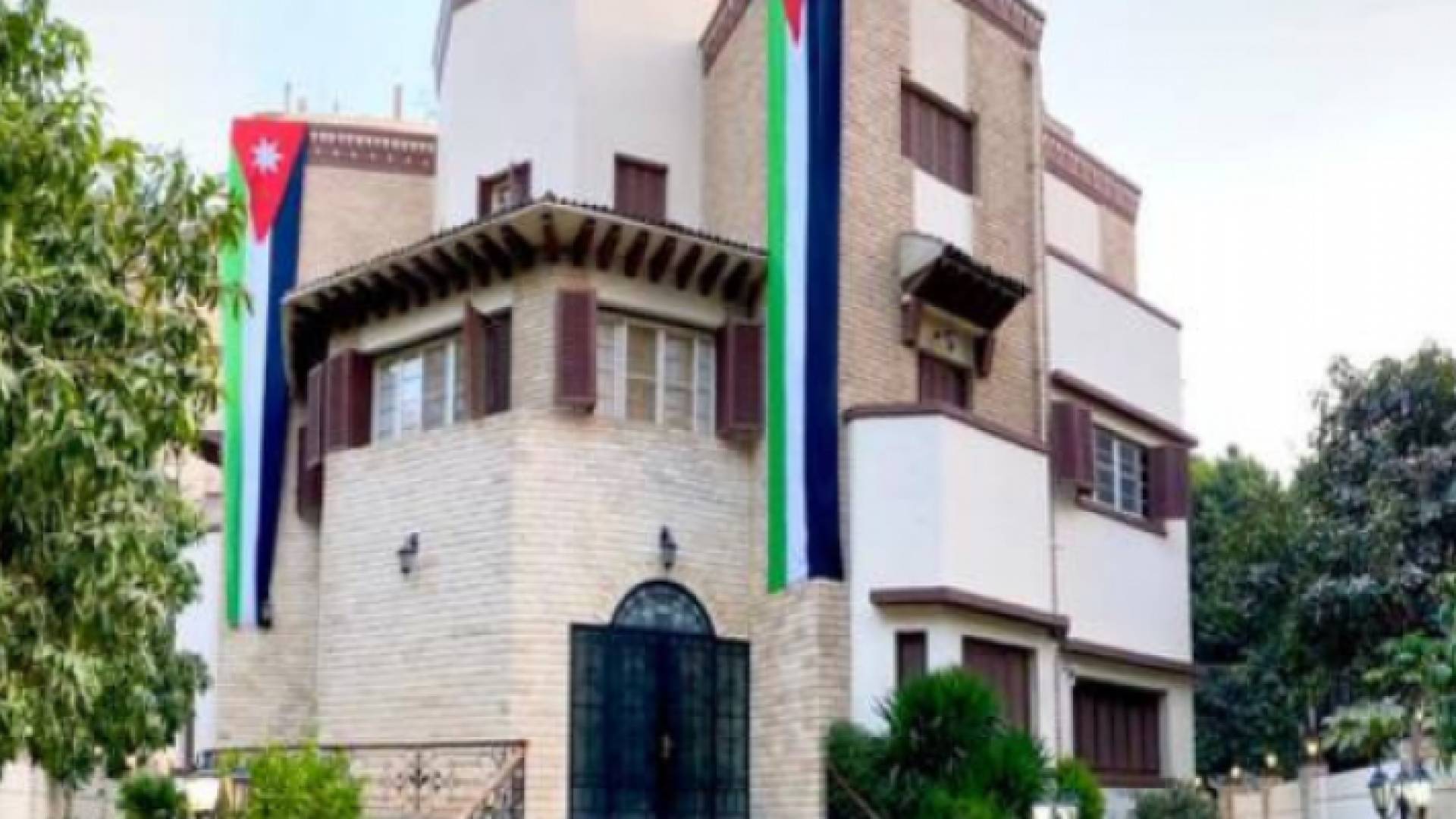 السفارة الأردنية في القاهرة