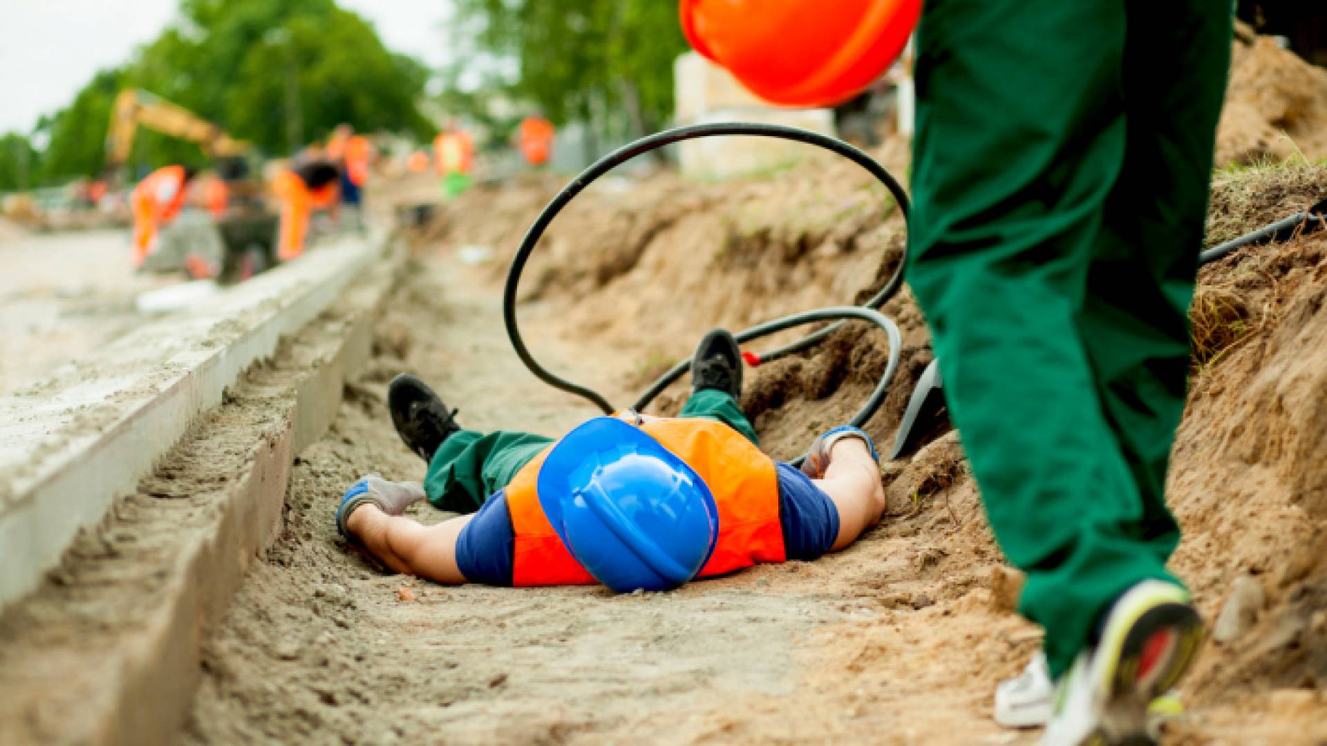 إصابة عمل - توضيحية