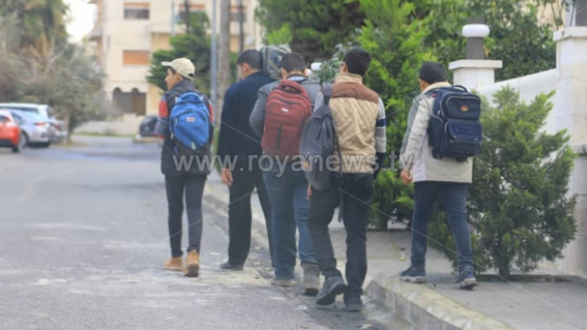 طلبة مدارس "أرشيفية"