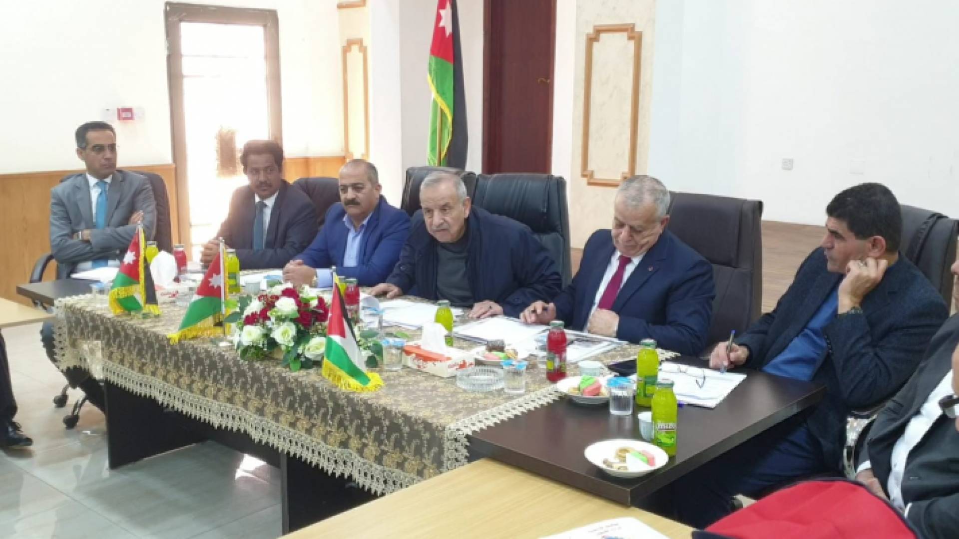 نائب رئيس الوزراء وزير الإدارة المحلية توفيق كريشان خلال زياته التفقدية