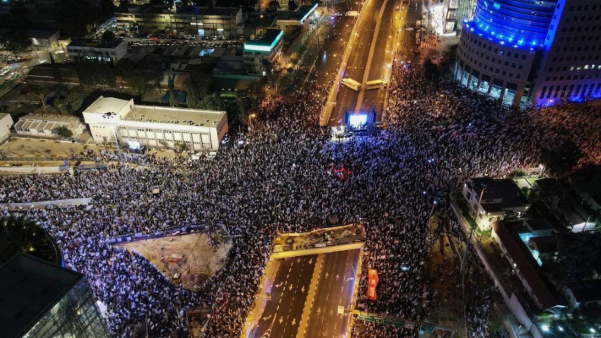 جانب من الاحتجاجات