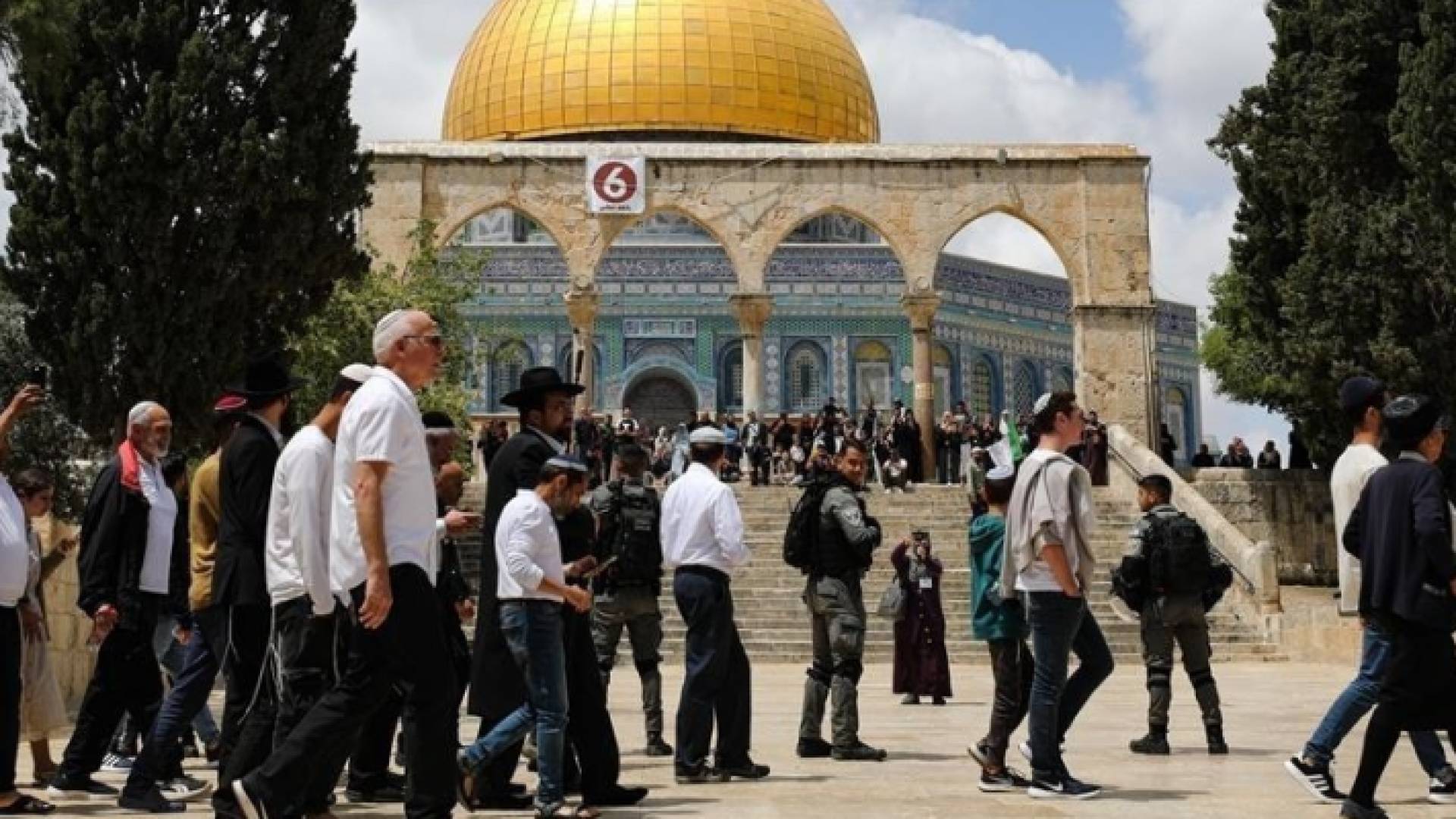 مستوطنون يقتحمون الأقصى "أرشيفية"
