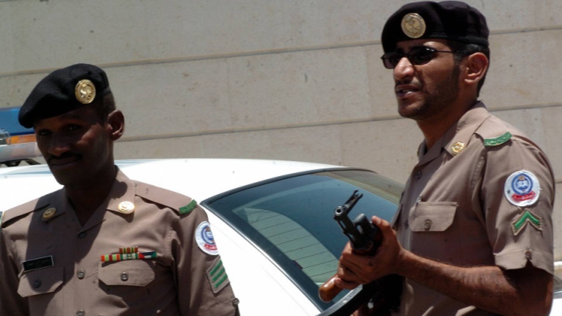 عناصر من الشرطة السعودية "تعبيرية"
