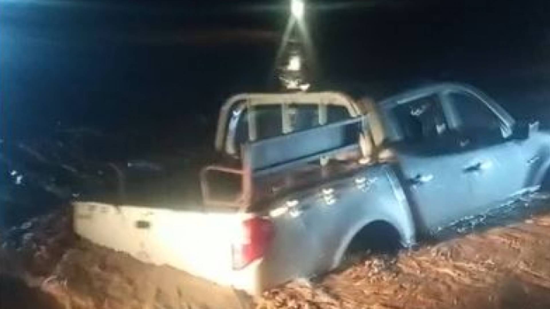 لحظة إنقاذ الشخص