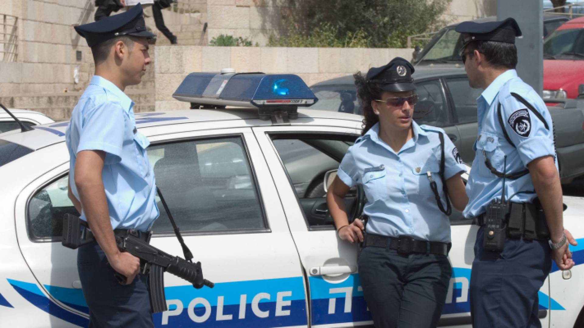 عناصر من أمن الاحتلال الإسرائيلي