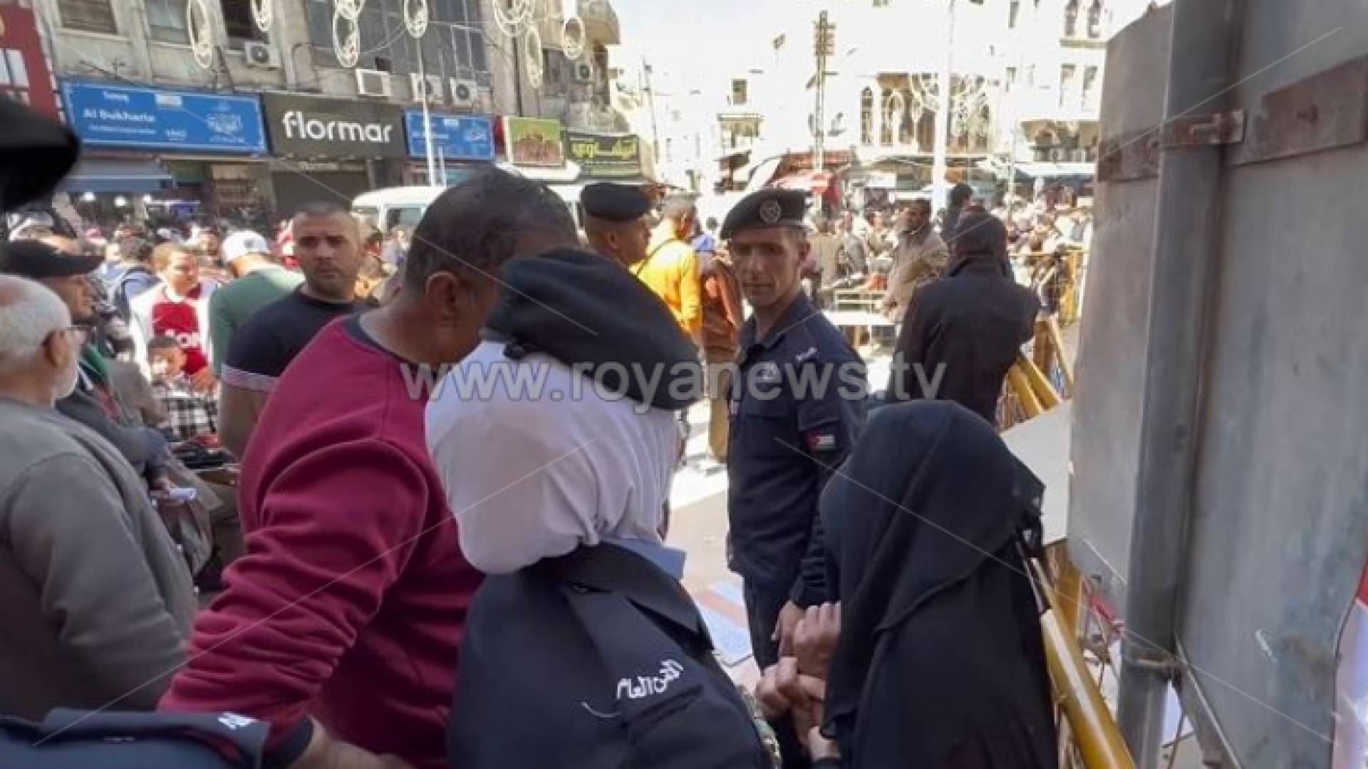 ضبط متسولة في وسط البلد في عمان