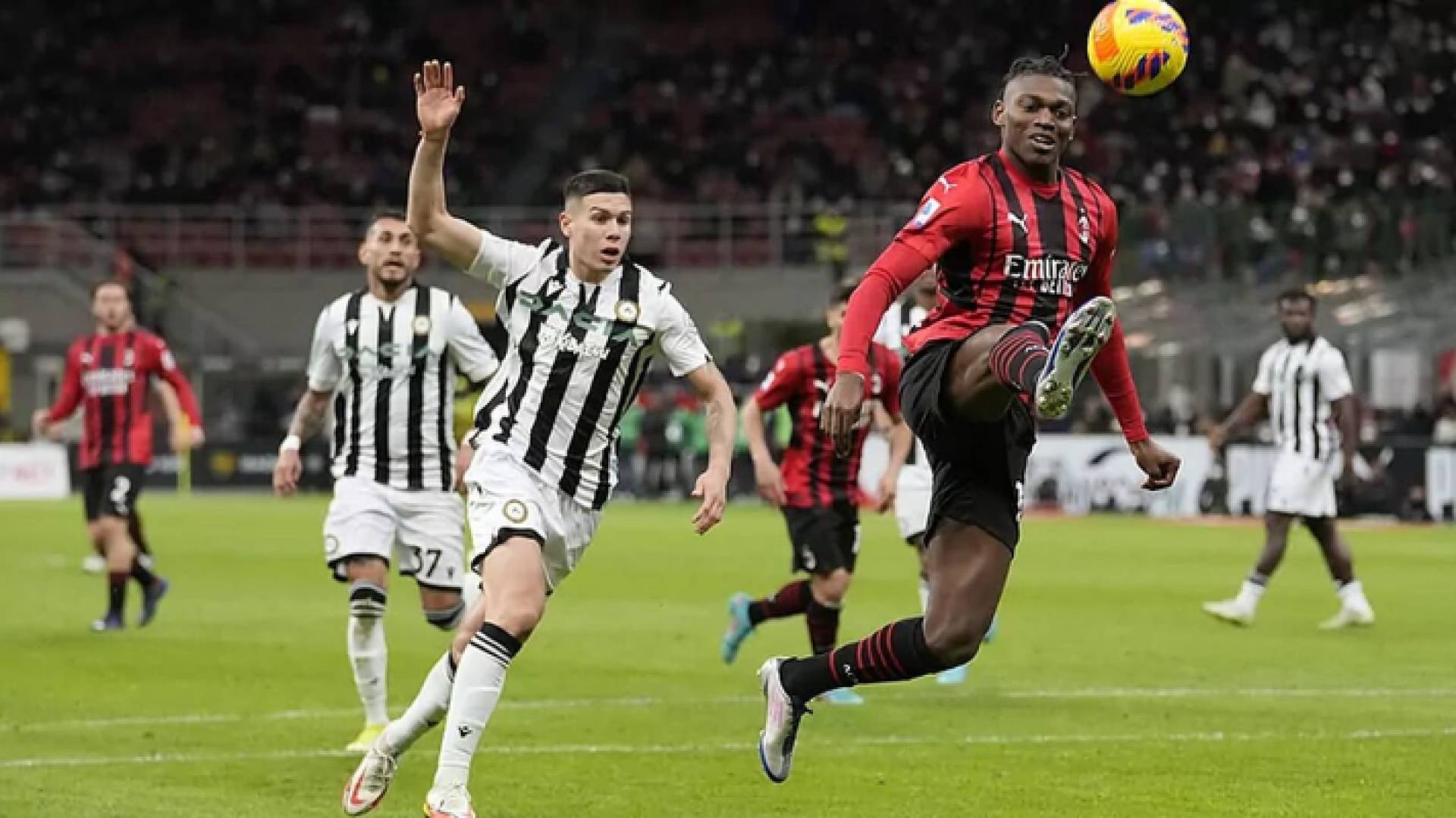 ميلان وأودينيزي