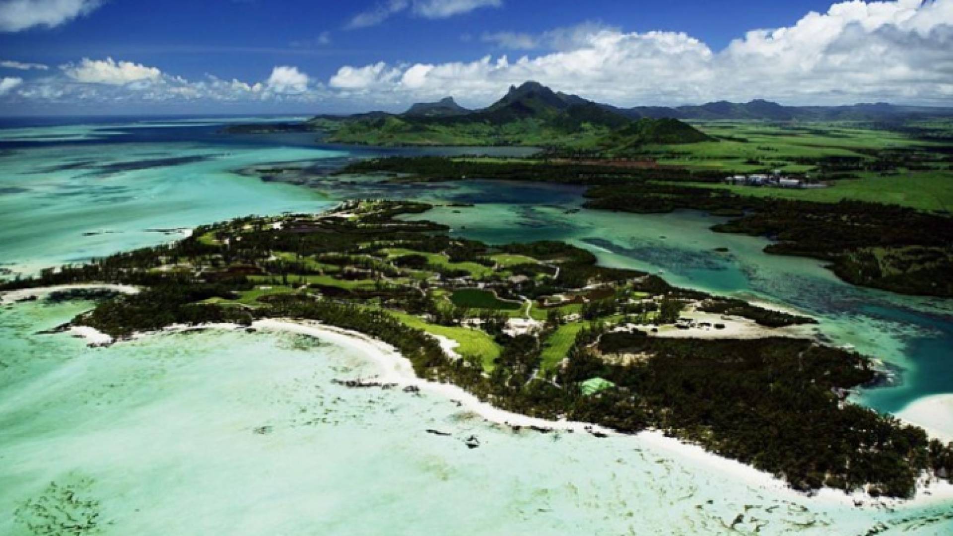 صورة تعبيرية لجزيرة وسط البحار والمحيطات