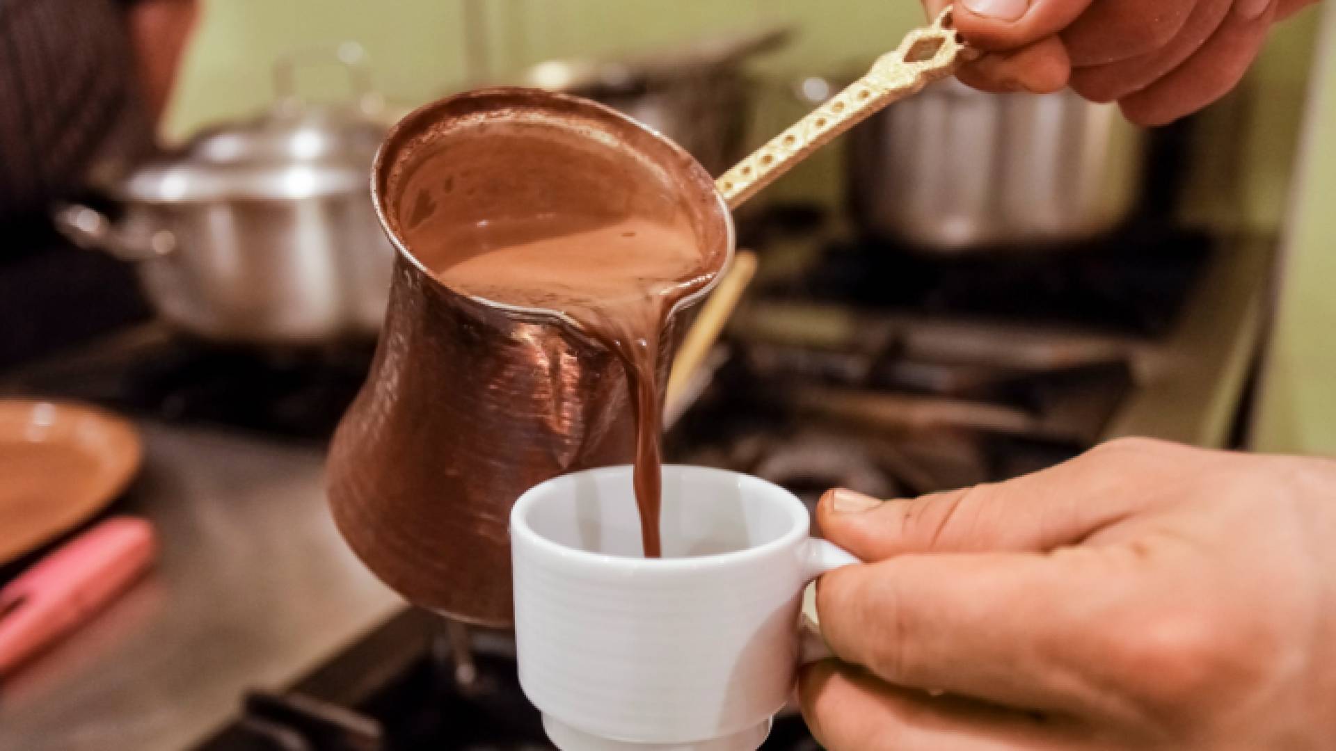 تحضير قهوة - تعبيرية