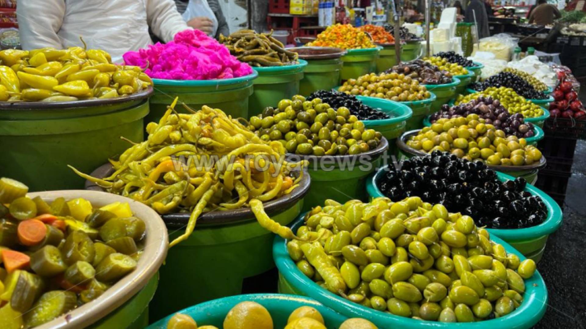 أصناف من الغذاء في السوق المحلية