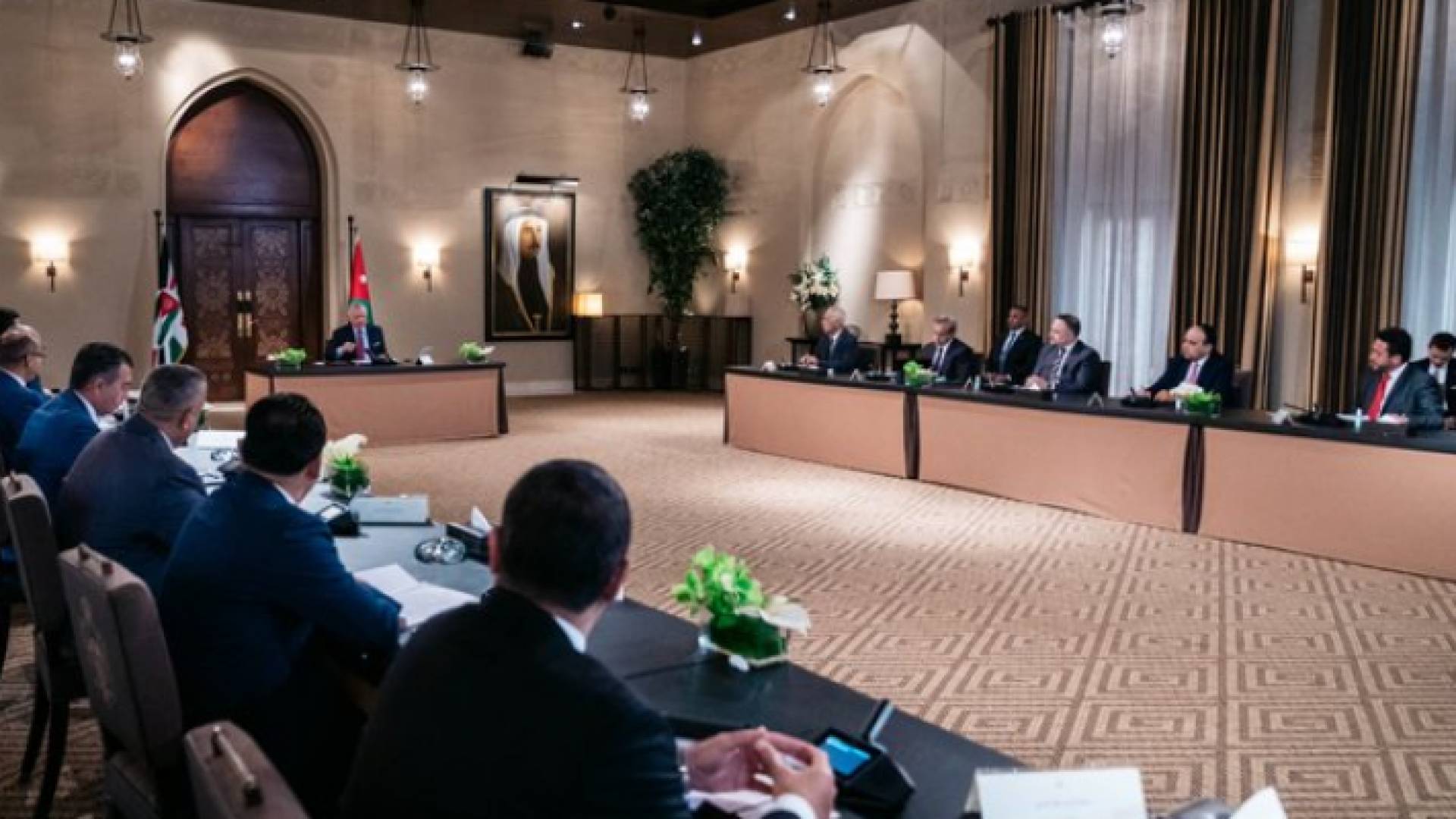 الملك في لقائه رؤساء اللجان الدائمة في مجلس النواب