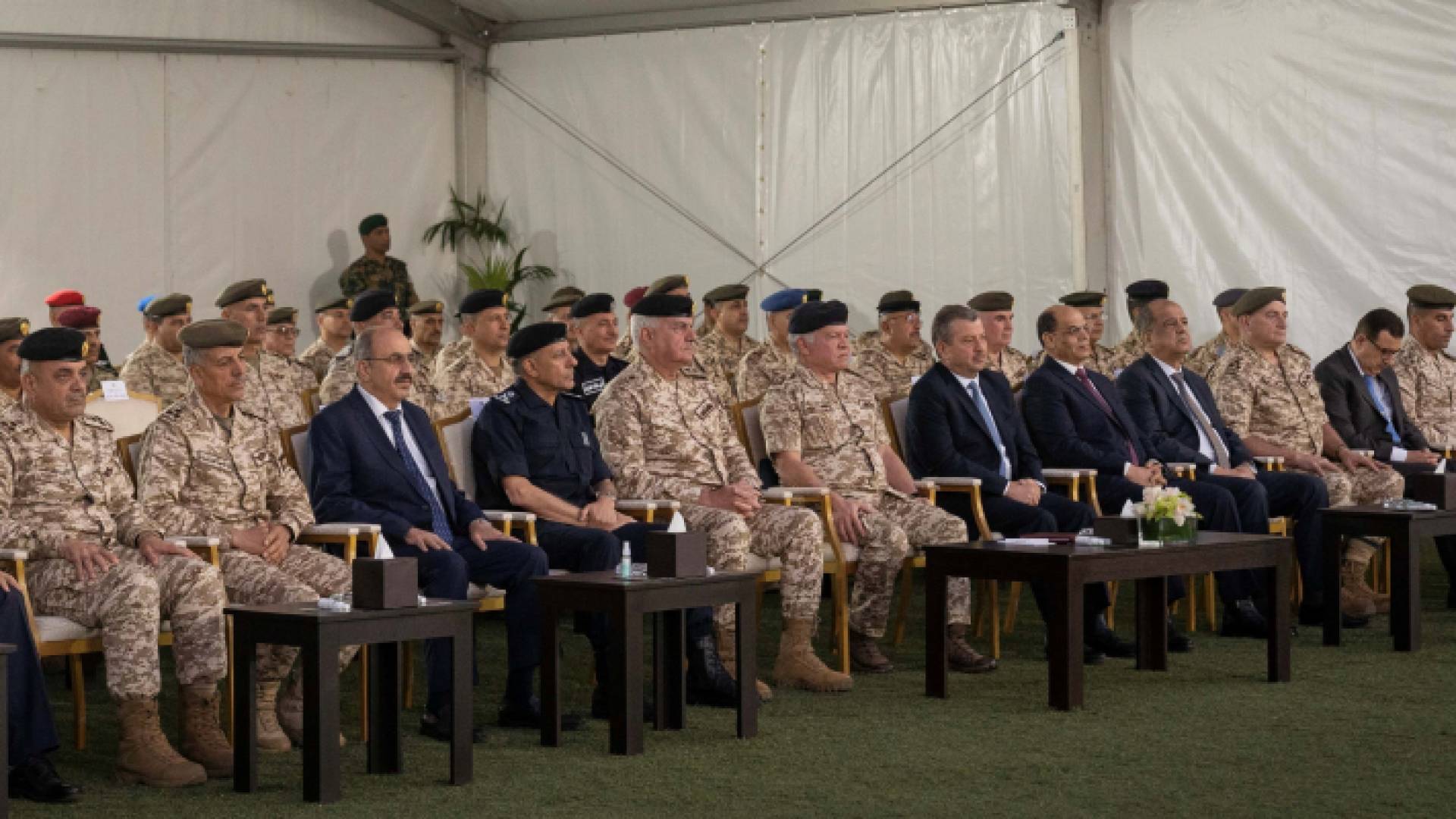 جلالة الملك خلال مأدبة الإفطار