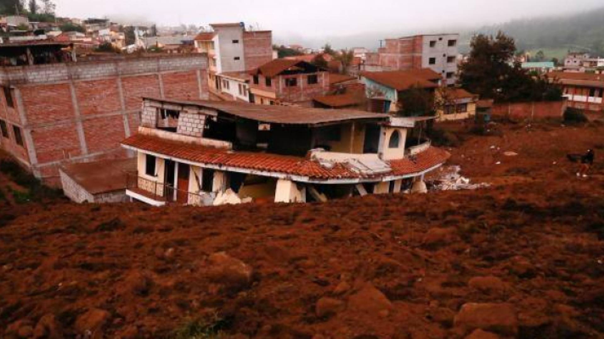 انزلاقات التربة في الإكوادور