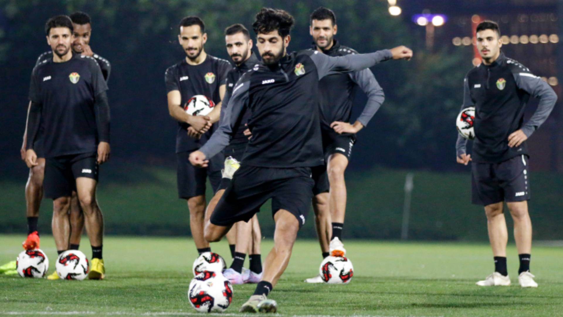 اللاعب يزن النعيمات من المعسكر التدريبي