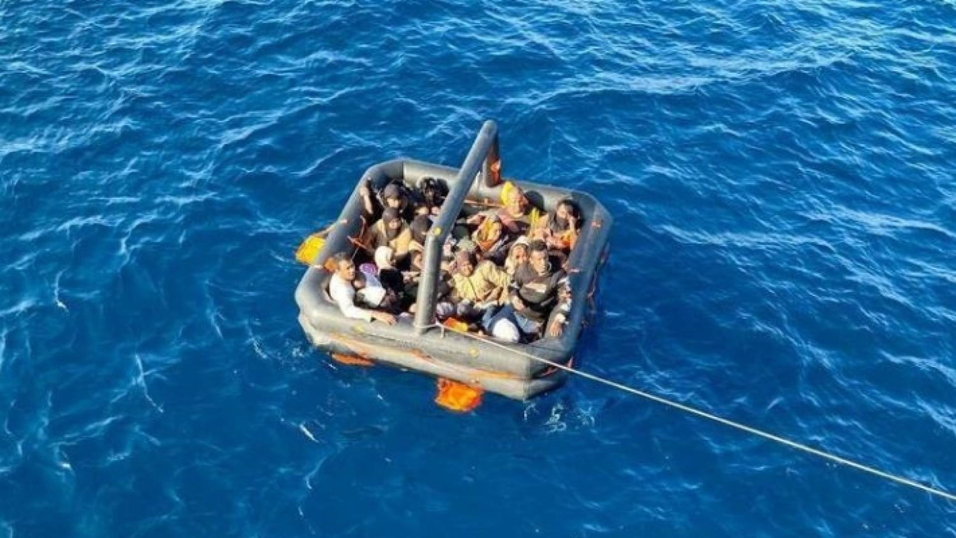 مهاجرين غير شرعيين