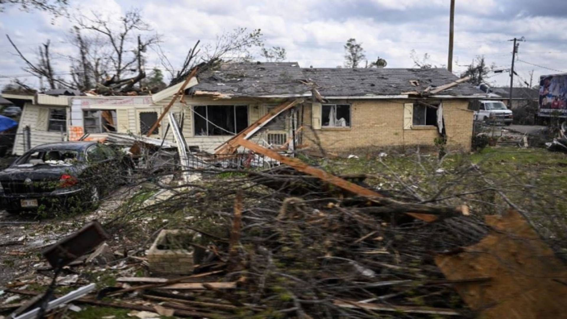 اعصار في ولاية أركنسو