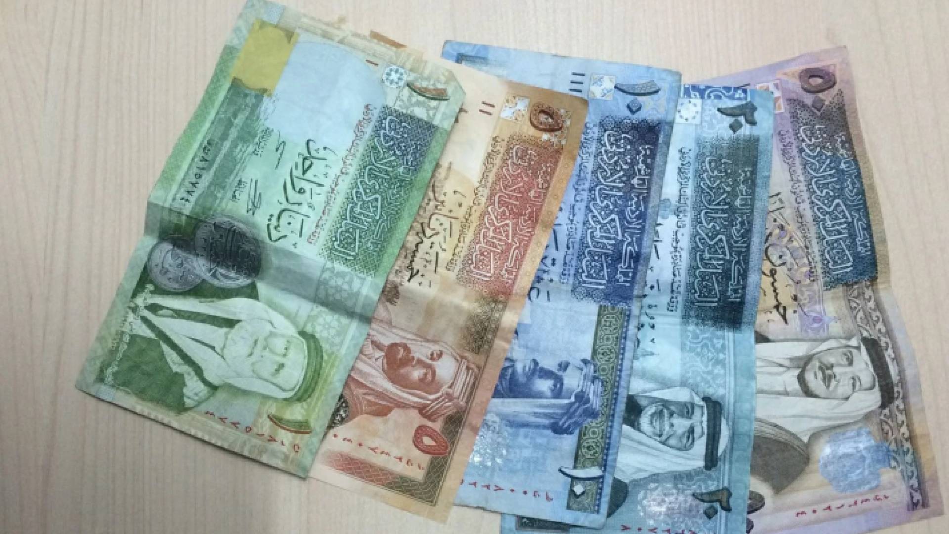 أوراق نقد أردنية