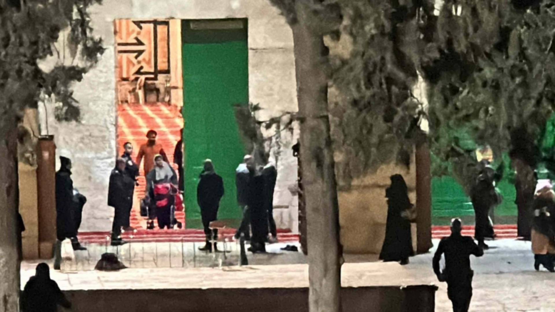 قوات الاحتلال تقتحم الأقصى