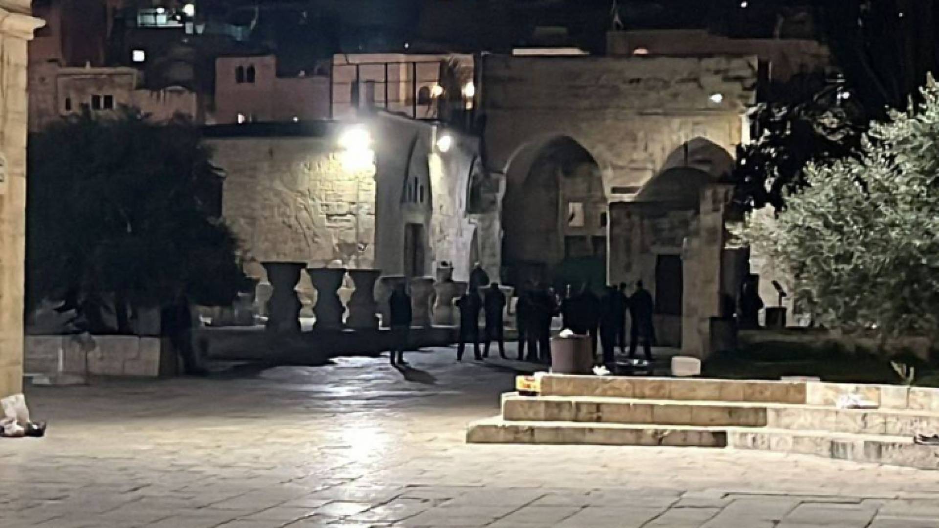 الصورة من اقتحام قوات الاحتلال