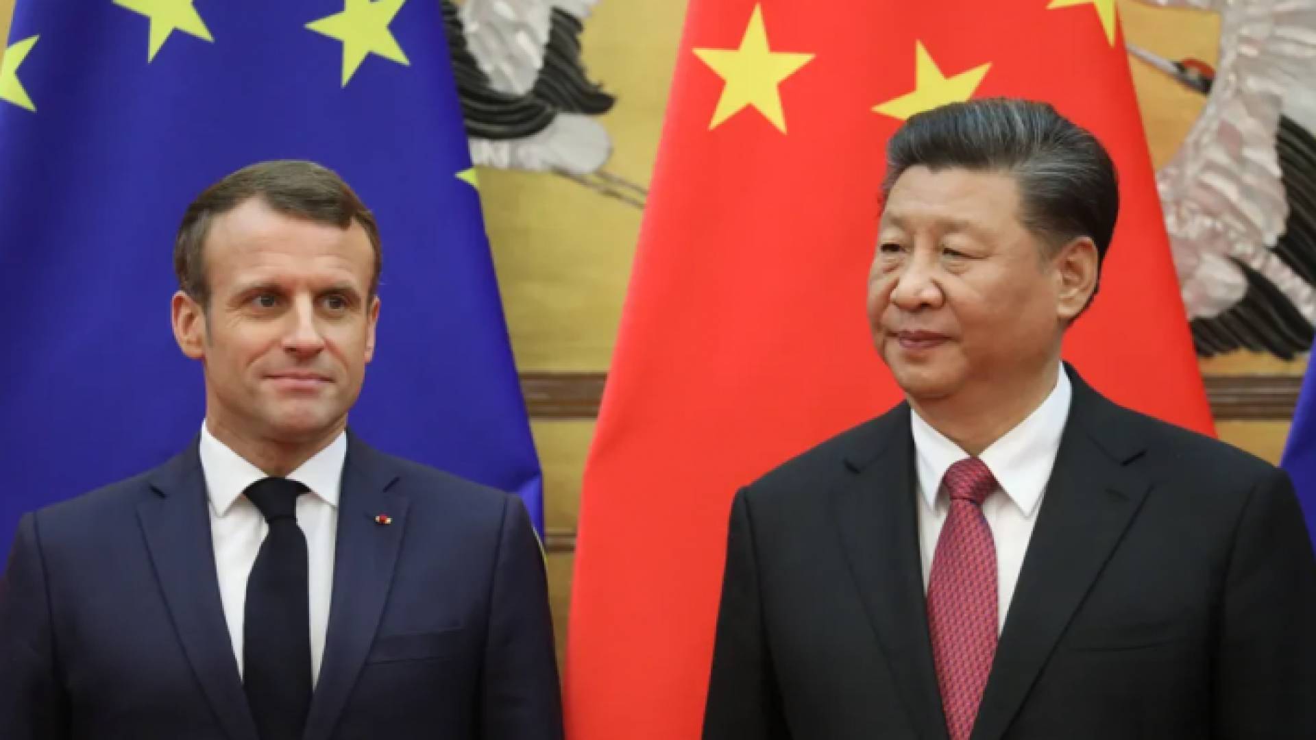 إيمانويل ماكرون و شي جين بينغ في بكين