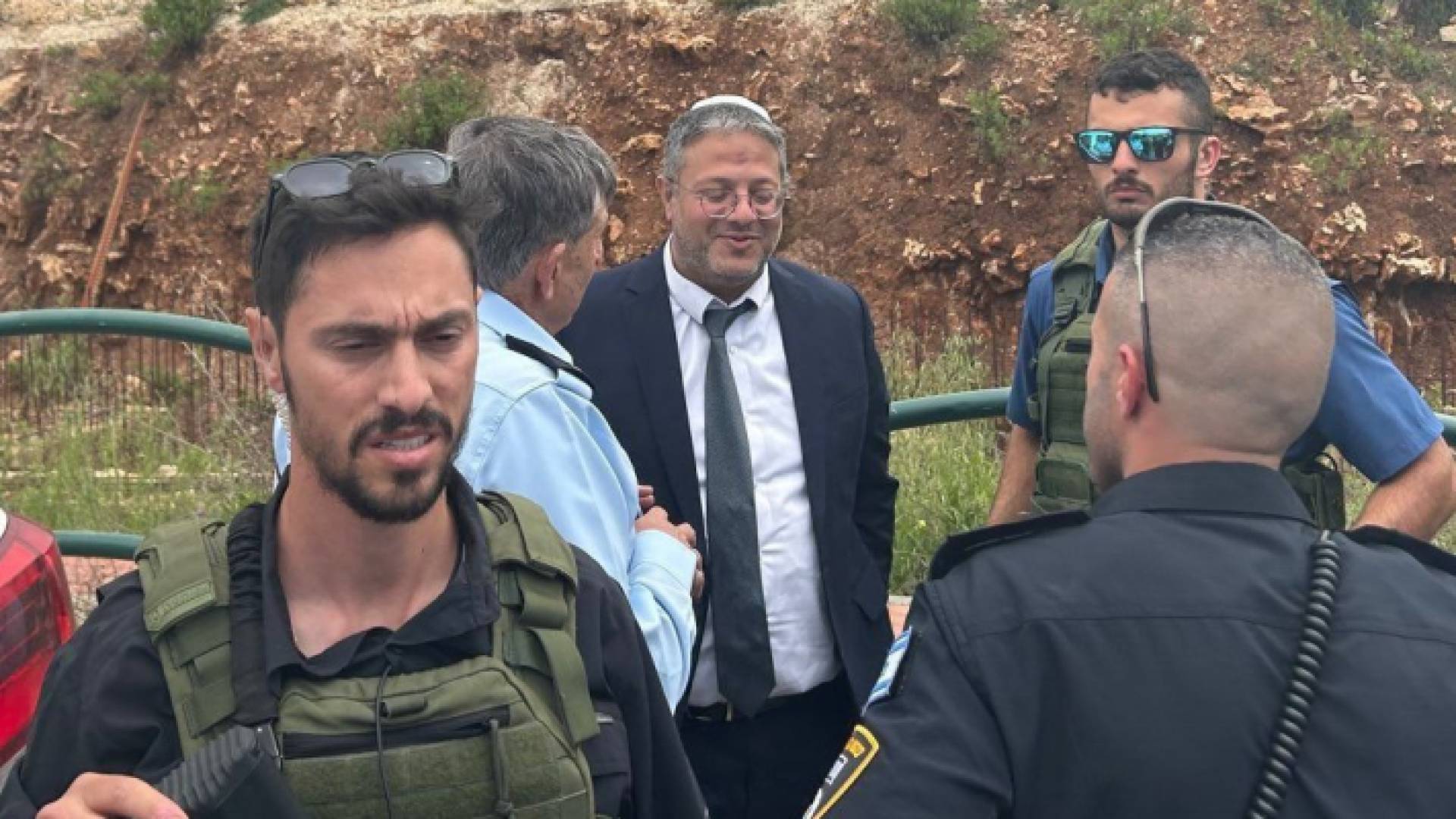 وصول وزير الأمن القومي في حكومة الاحتلال الإسرائيلي إيتمار بن غفير إلى قمة جبل صبيح