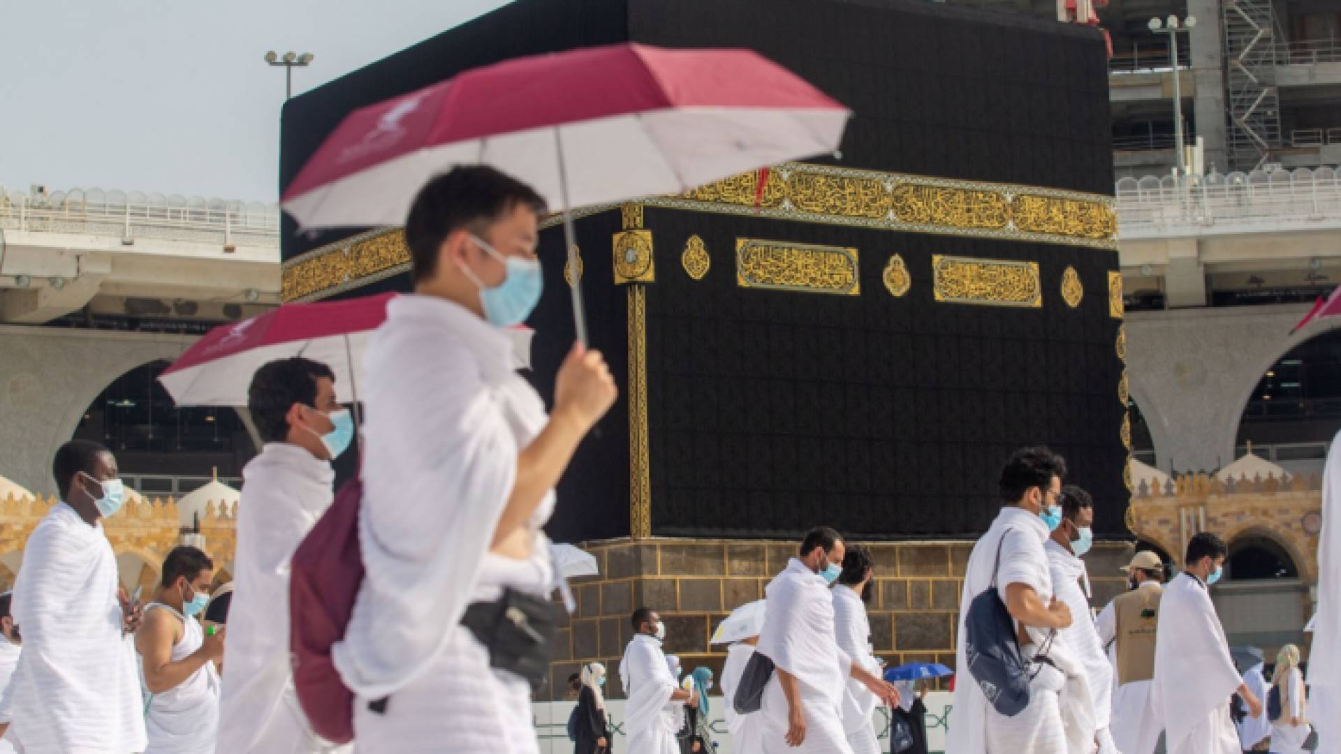 أداء مناسك الحج بوضع الكمامة